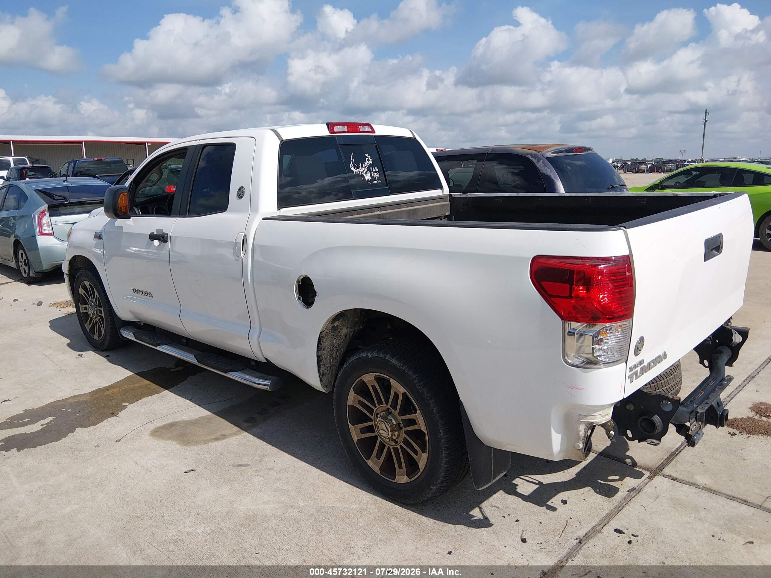 2013 Toyota Tundra Grade 5.7l V8 White vin: 5TFRY5F18DX141330