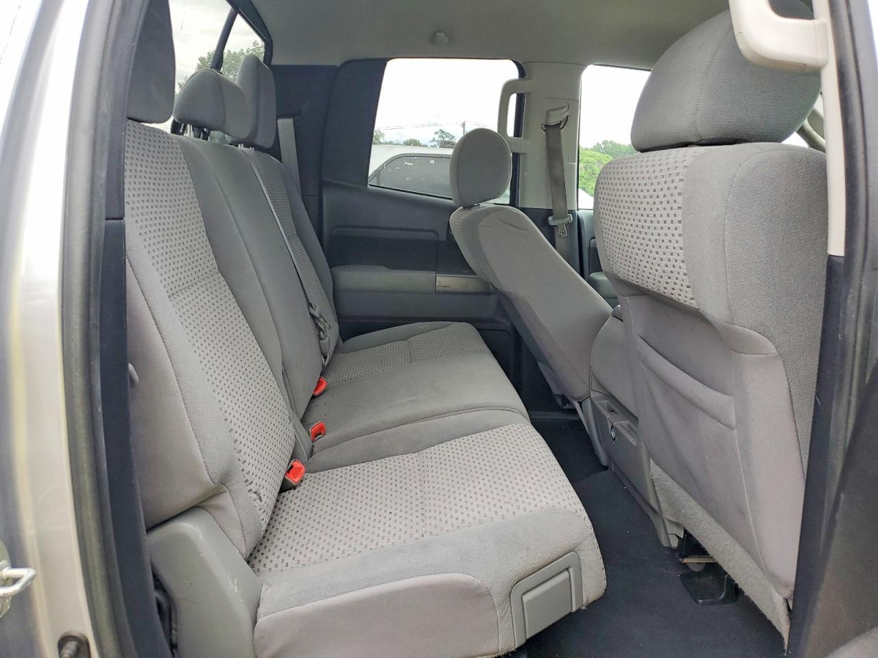 2013 Toyota Tundra Double Cab Sr5 Silver vin: 5TFRY5F18DX145894