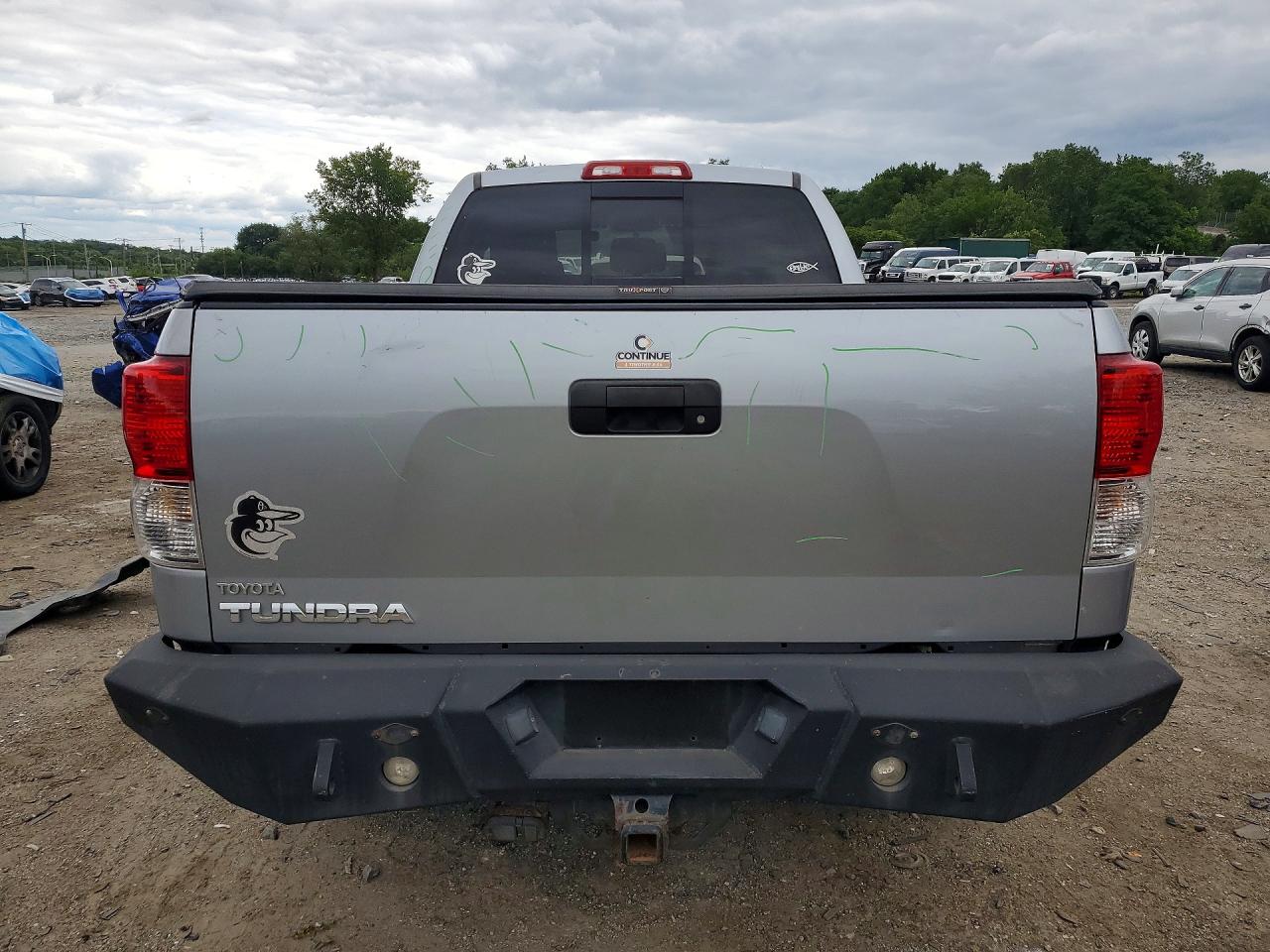 2013 Toyota Tundra Double Cab Sr5 Silver vin: 5TFRY5F18DX145894