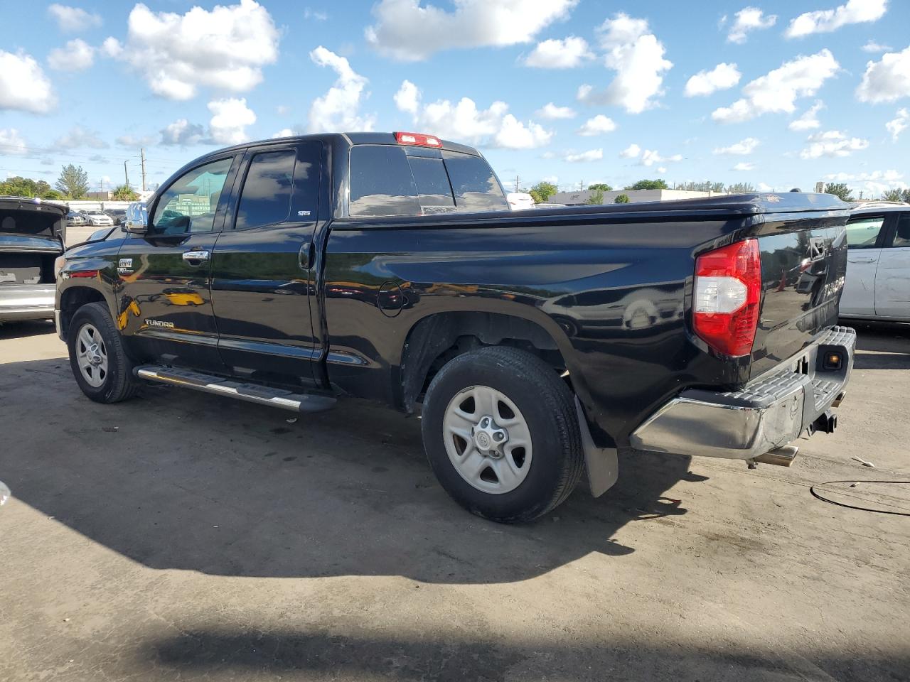 2015 Toyota Tundra Sr5 Black vin: 5TFRY5F18FX182799