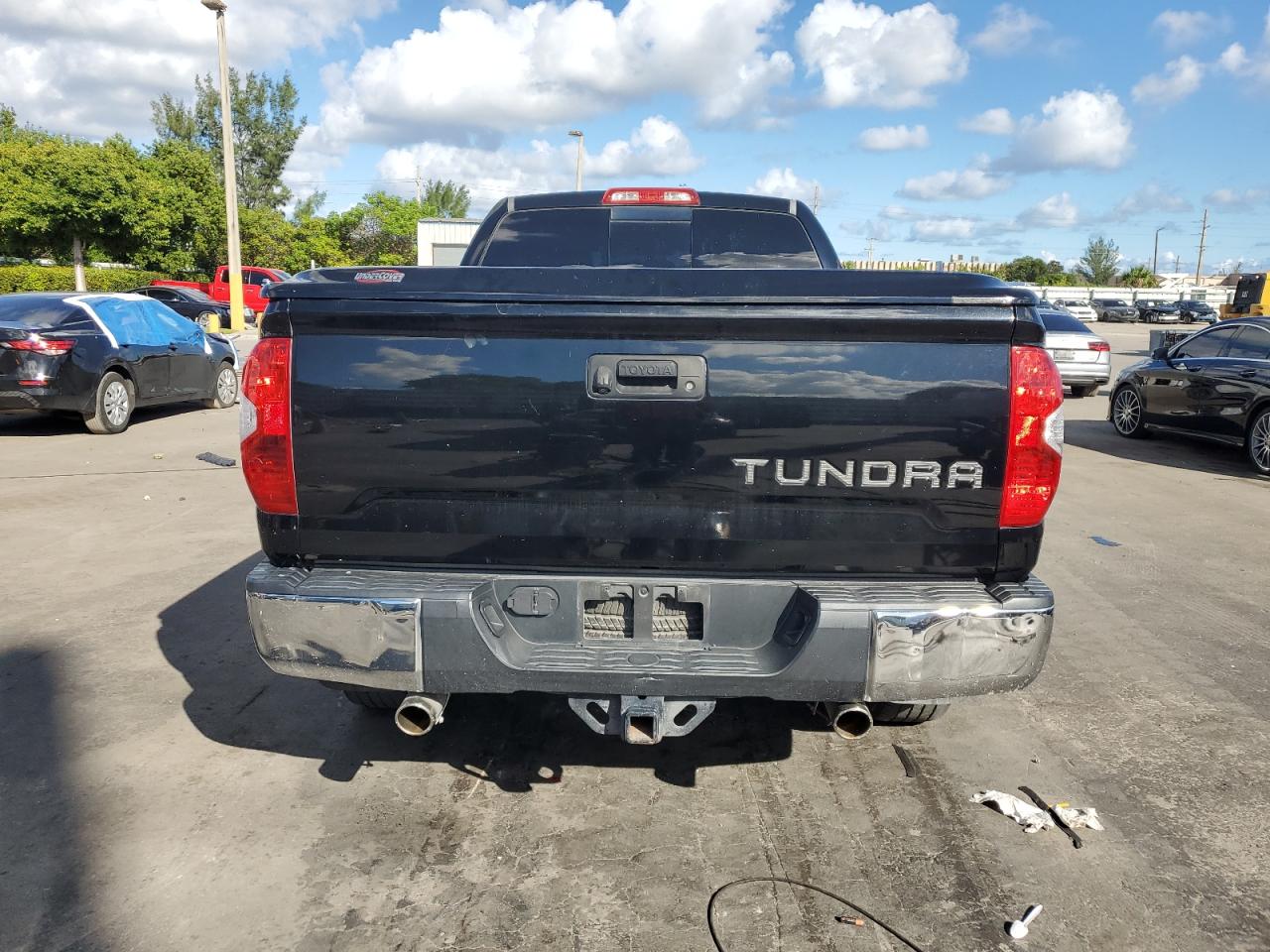 2015 Toyota Tundra Sr5 Black vin: 5TFRY5F18FX182799