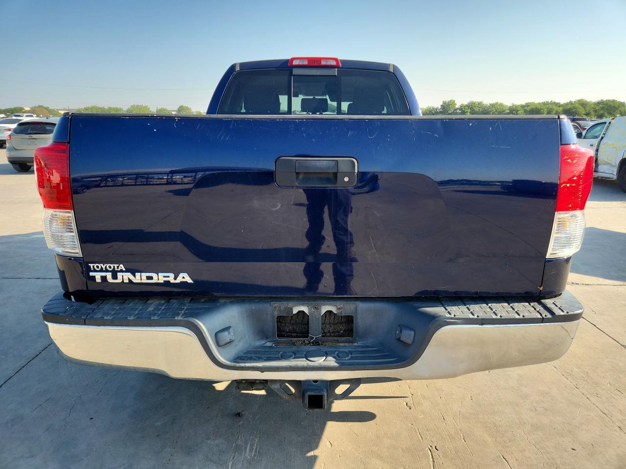 2010 Toyota Tundra Double Cab Sr5 Blue vin: 5TFRY5F19AX083689