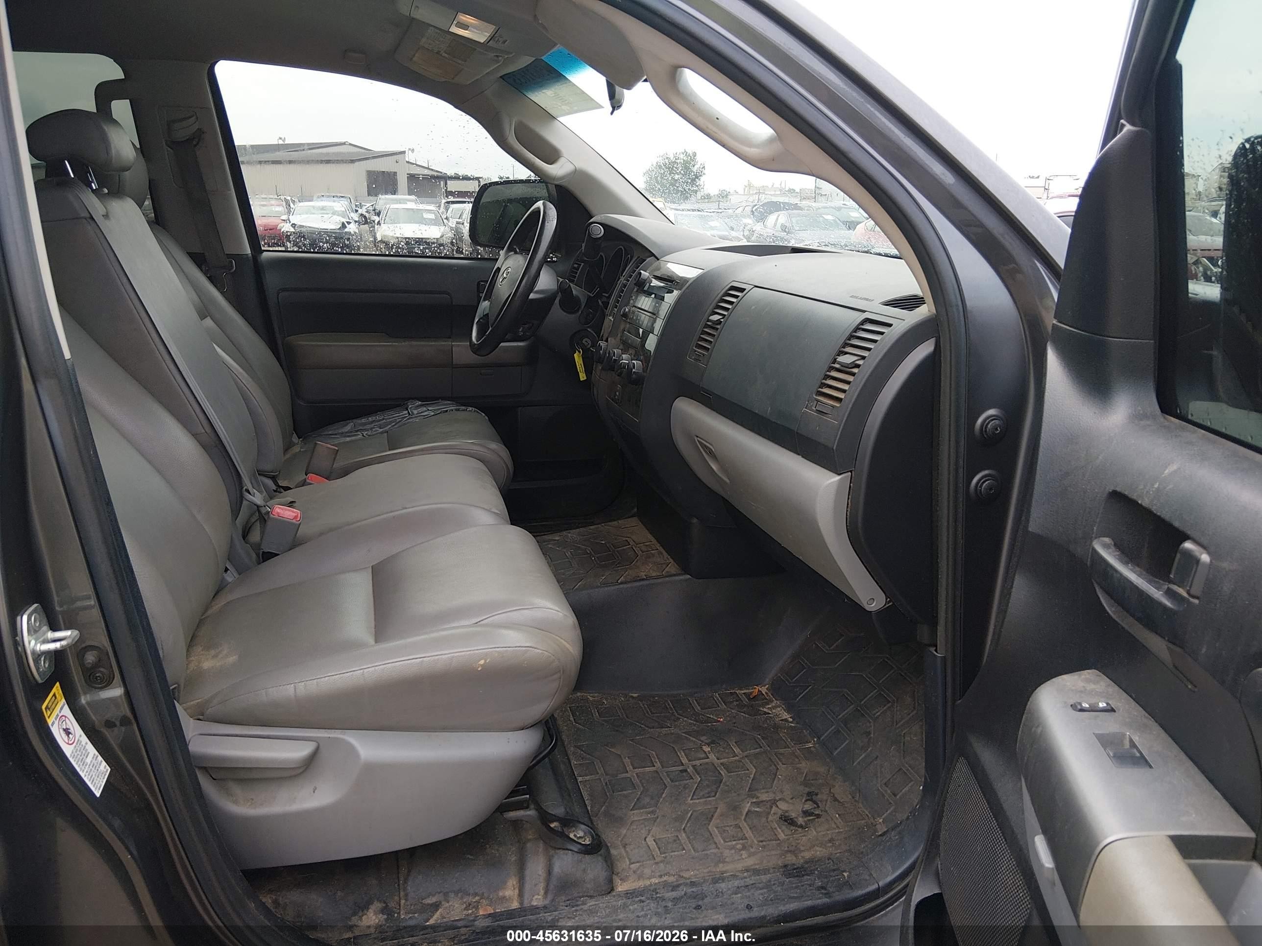 2011 Toyota Tundra Grade 5.7l V8 Черный vin: 5TFRY5F19BX100914