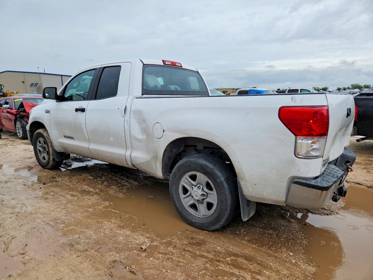 2013 Toyota Tundra Double Cab Sr5 White vin: 5TFRY5F19DX139778