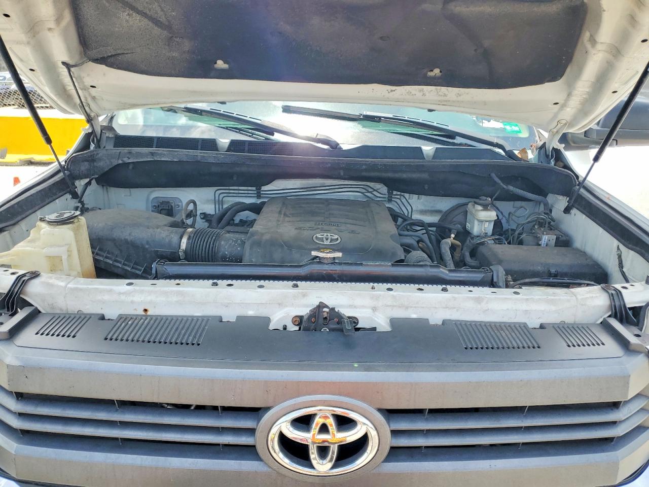 2014 Toyota Tundra Sr5 White vin: 5TFRY5F19EX156453