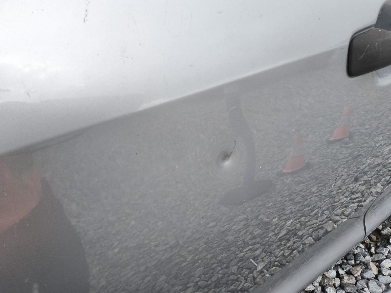 2014 Toyota Tundra Sr5 Silver vin: 5TFRY5F19EX170529 Damage: Left Front Door, Dent(S) W/ Paint Dmg, 1 To 2 Inches