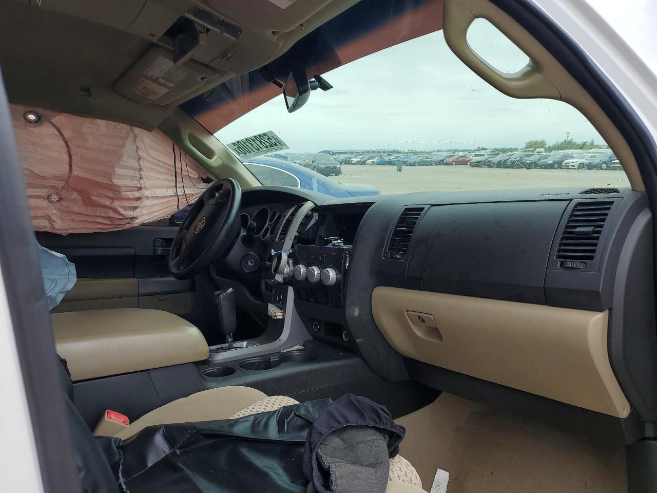 2010 Toyota Tundra White vin: 5TFRY5F1XAX077707