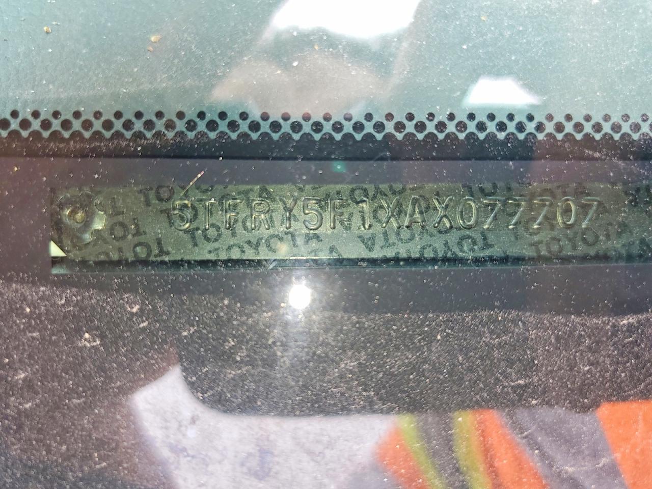 2010 Toyota Tundra White vin: 5TFRY5F1XAX077707
