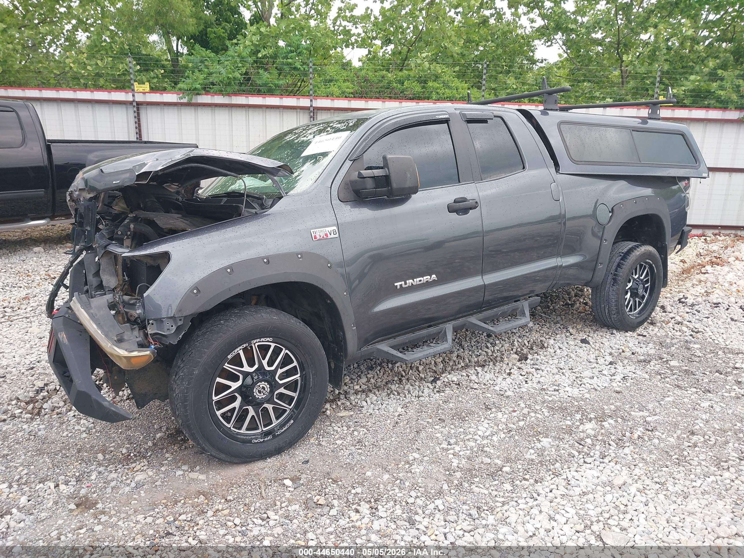 2010 Toyota Tundra Grade 5.7l V8 Gray vin: 5TFRY5F1XAX082258