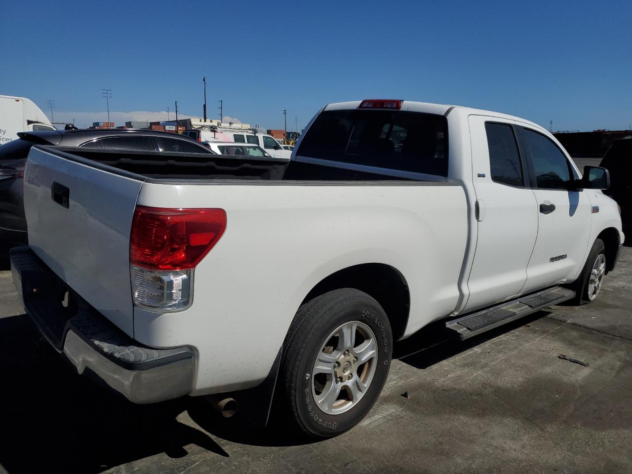 2010 Toyota Tundra Double Cab Sr5 Белый vin: 5TFRY5F1XAX088464