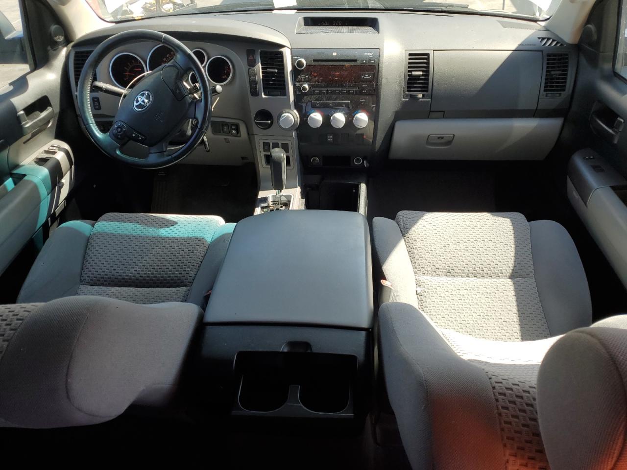 2010 Toyota Tundra Double Cab Sr5 Белый vin: 5TFRY5F1XAX088464