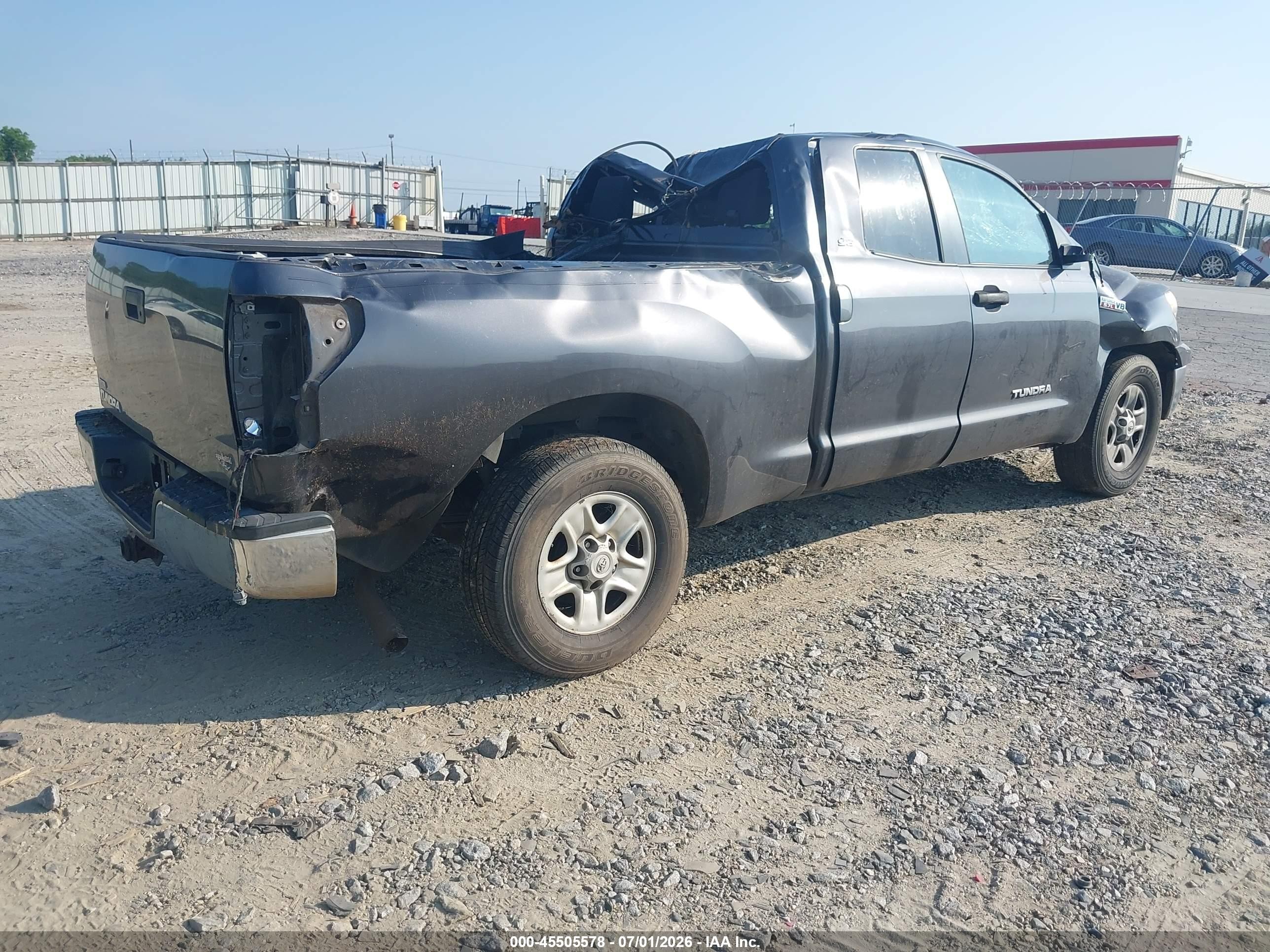 2011 Toyota Tundra Grade 5.7l V8 Gray vin: 5TFRY5F1XBX108794