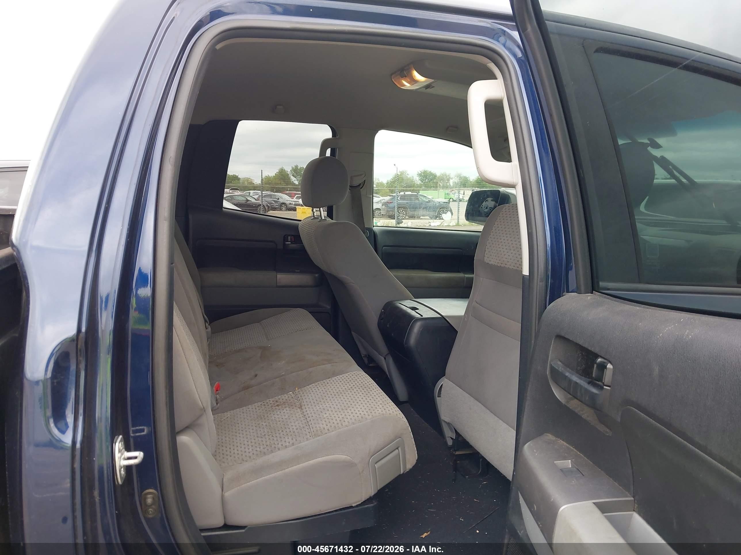 2013 Toyota Tundra Grade 5.7l V8 Dark Blue vin: 5TFRY5F1XDX141247