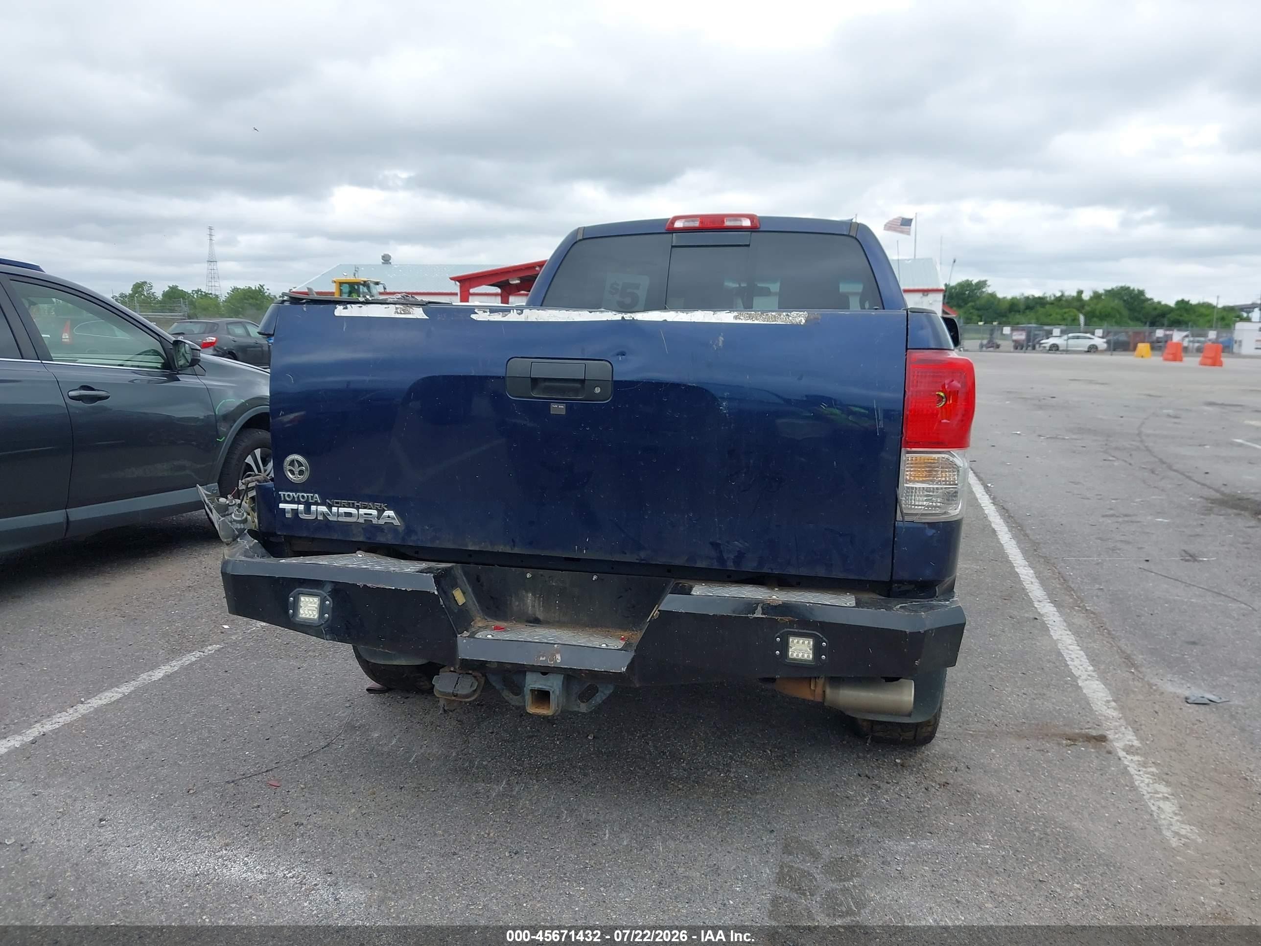 2013 Toyota Tundra Grade 5.7l V8 Dark Blue vin: 5TFRY5F1XDX141247