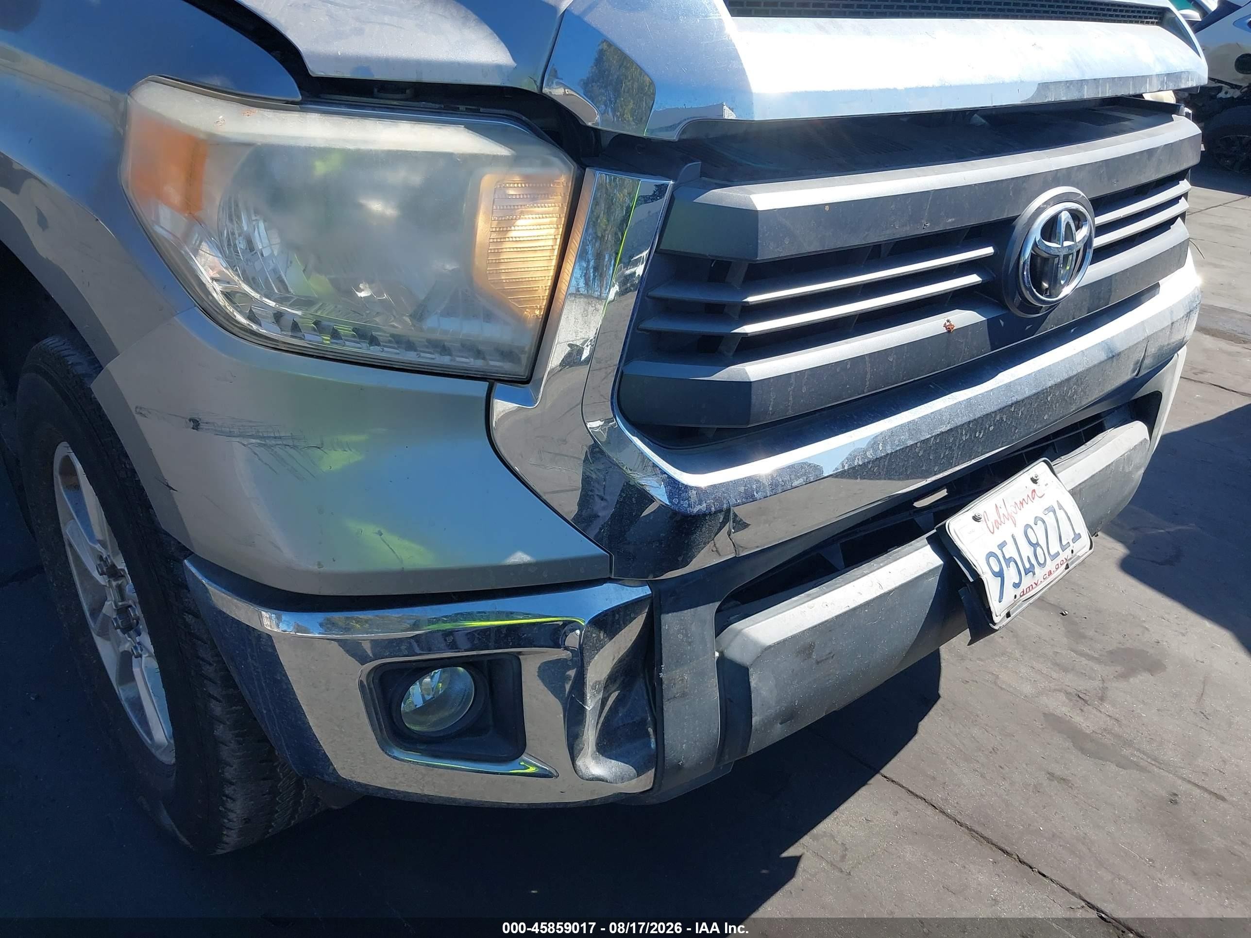 2015 Toyota Tundra Sr5 5.7l V8 Silver vin: 5TFRY5F1XFX185753