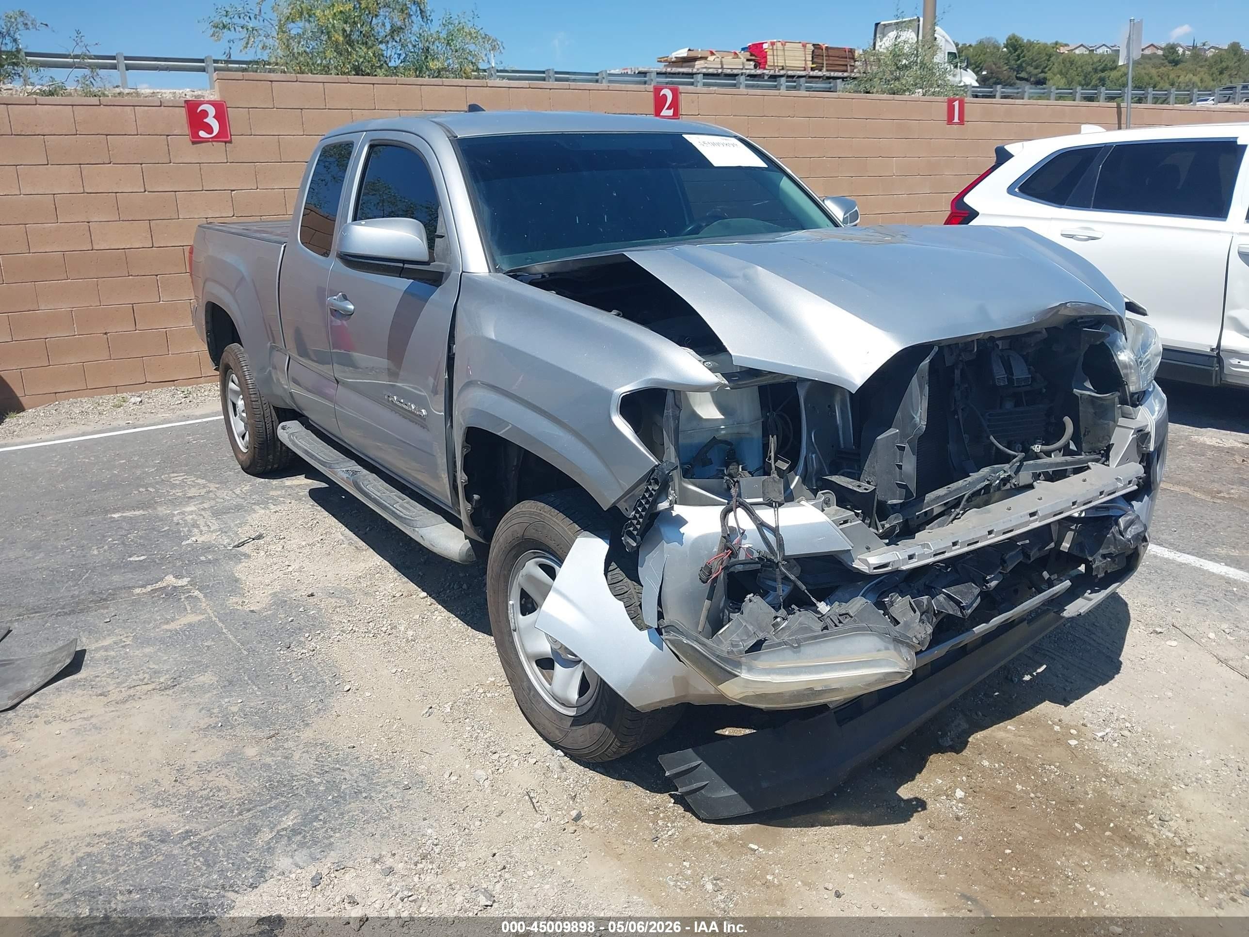 2016 Toyota Tacoma Sr5 V6 Silver vin: 5TFRZ5CNXGX006293