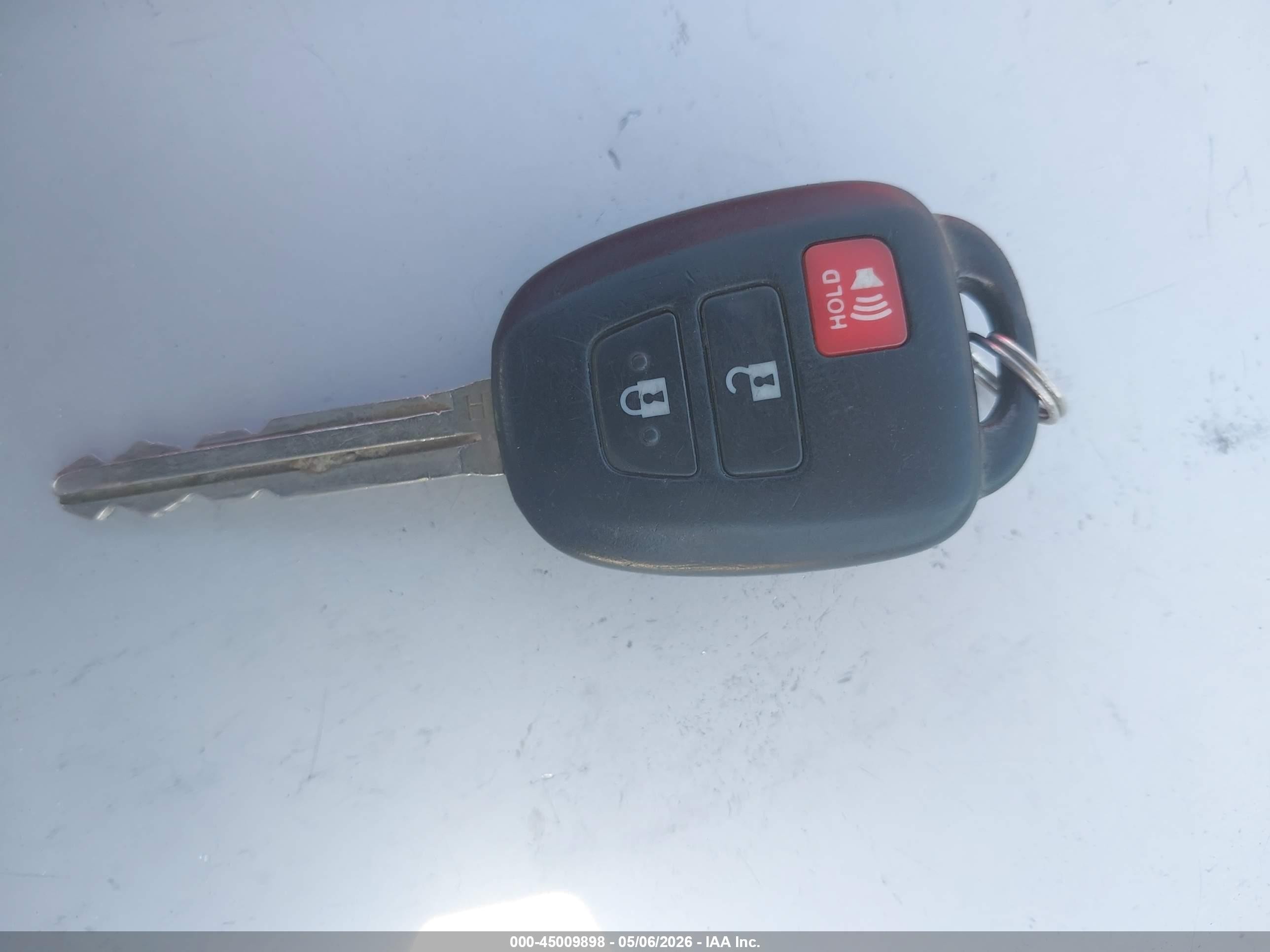 2016 Toyota Tacoma Sr5 V6 Серебряный vin: 5TFRZ5CNXGX006293