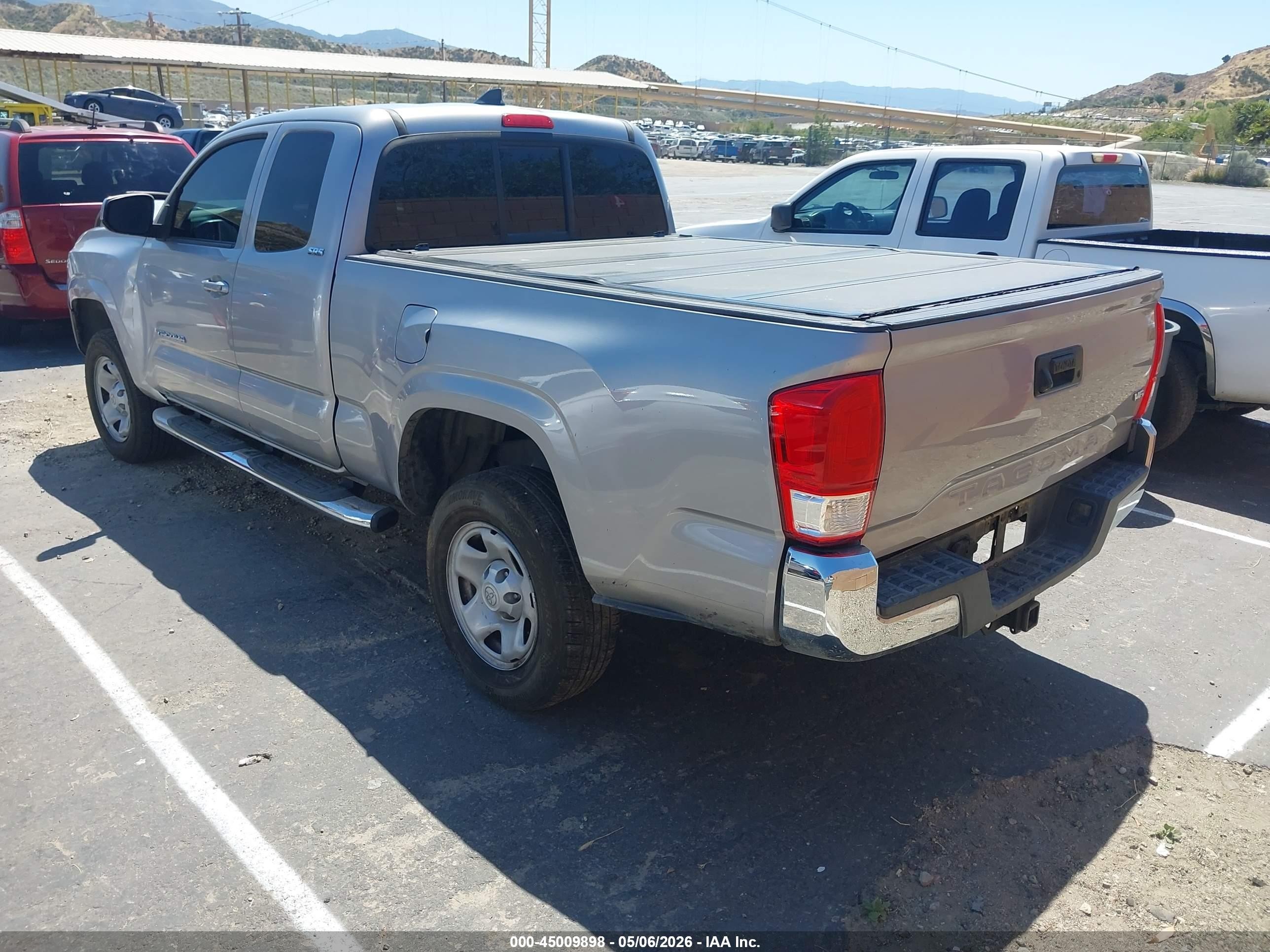 2016 Toyota Tacoma Sr5 V6 Серебряный vin: 5TFRZ5CNXGX006293