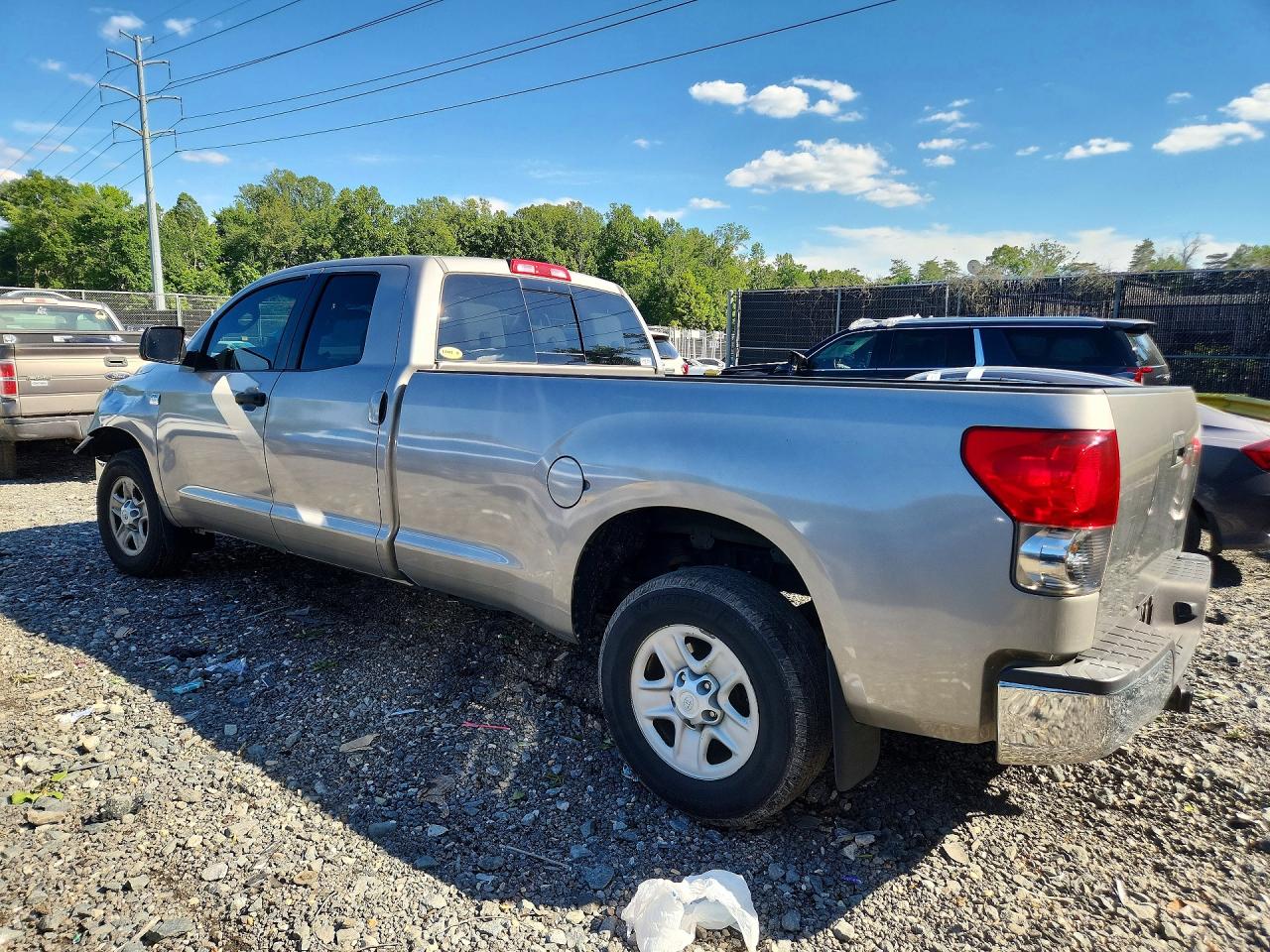 2007 Toyota Tundra Double Cab Sr5 Silver vin: 5TFST54147X001699