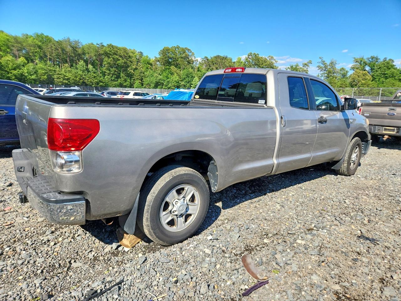 2007 Toyota Tundra Double Cab Sr5 Silver vin: 5TFST54147X001699