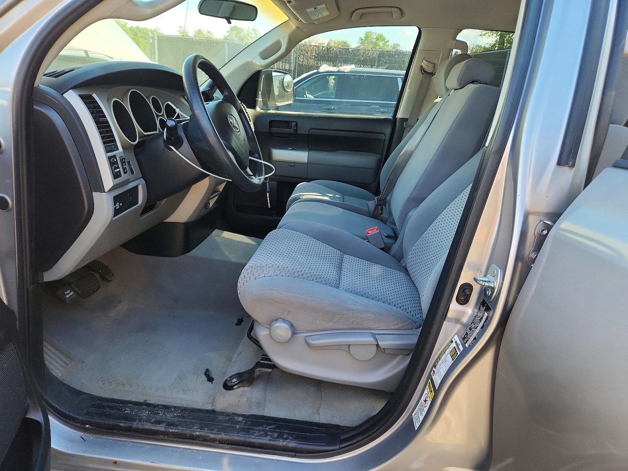 2007 Toyota Tundra Double Cab Sr5 Silver vin: 5TFST54147X001699