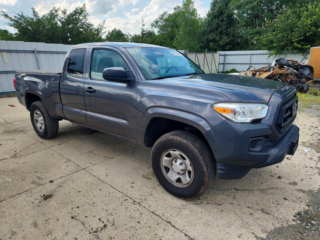 2020 Toyota Tacoma Sr Gray vin: 5TFSX5EN2LX071573