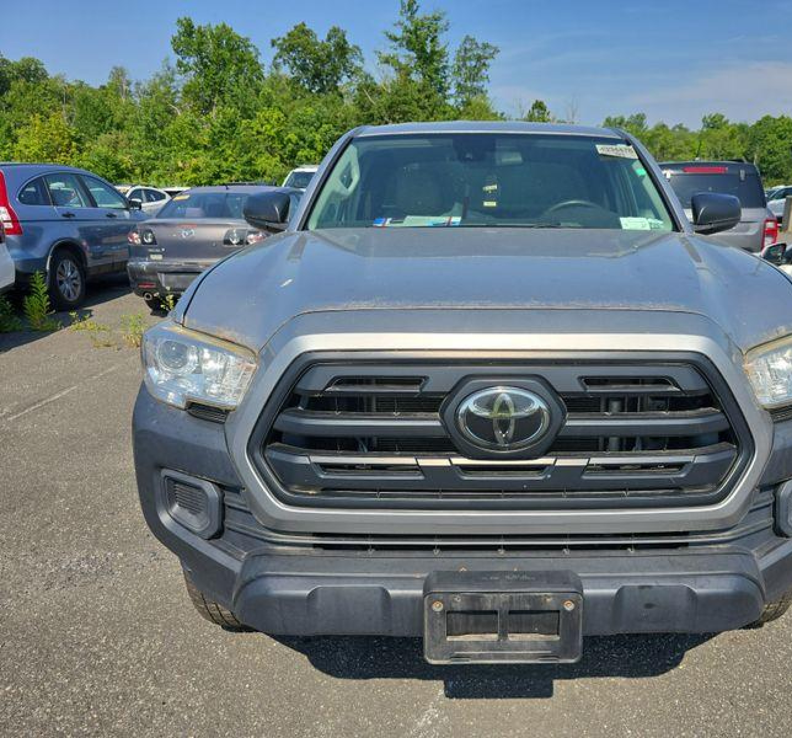 2018 Toyota Tacoma Sr vin: 5TFSX5EN6JX062677