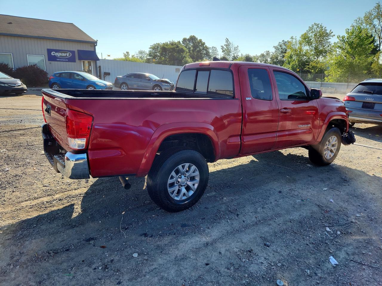 2016 Toyota Tacoma Sr5 Red vin: 5TFSX5EN8GX044173
