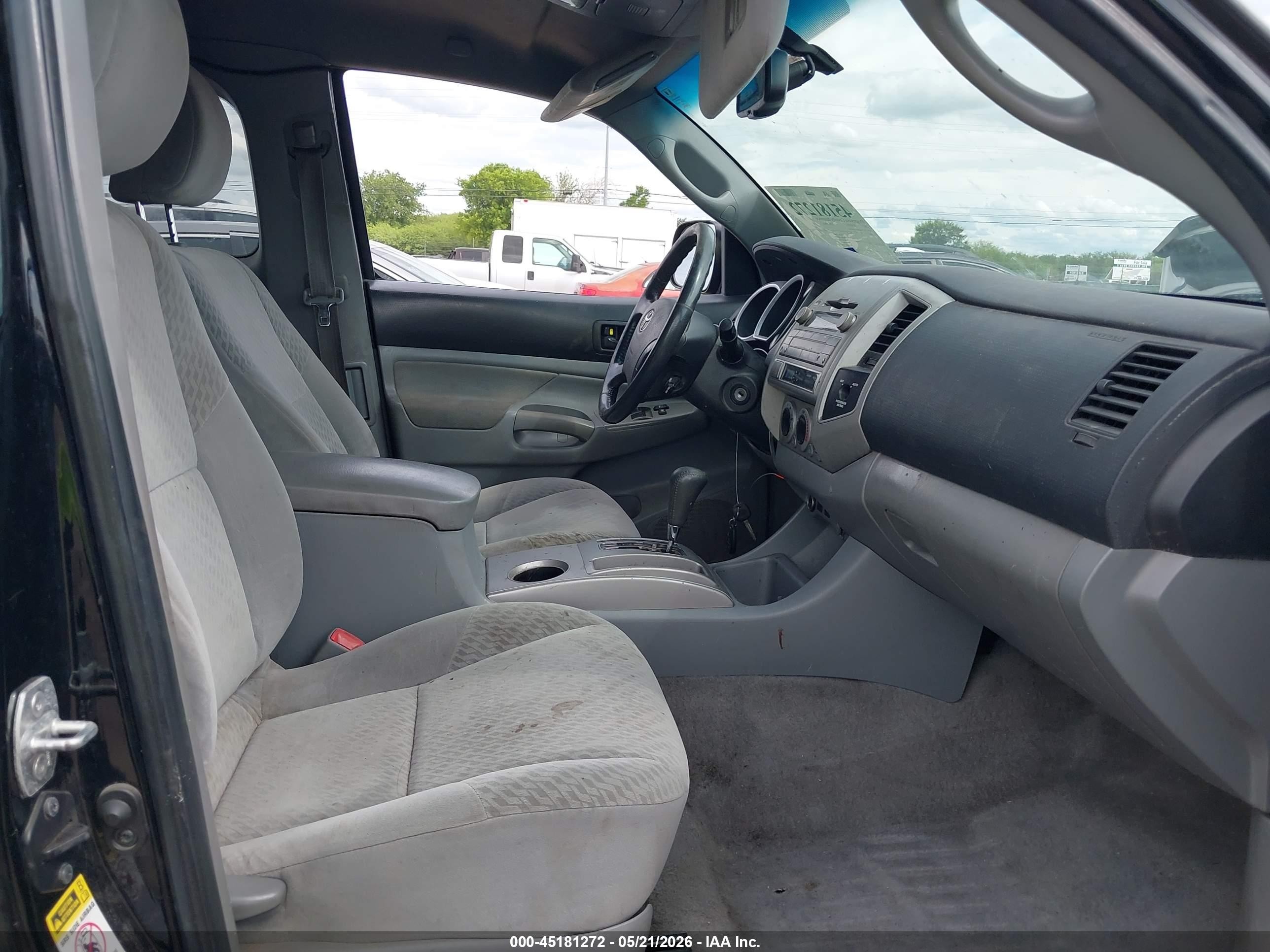 2011 Toyota Tacoma Prerunner V6 Black vin: 5TFTU4GN0BX004263