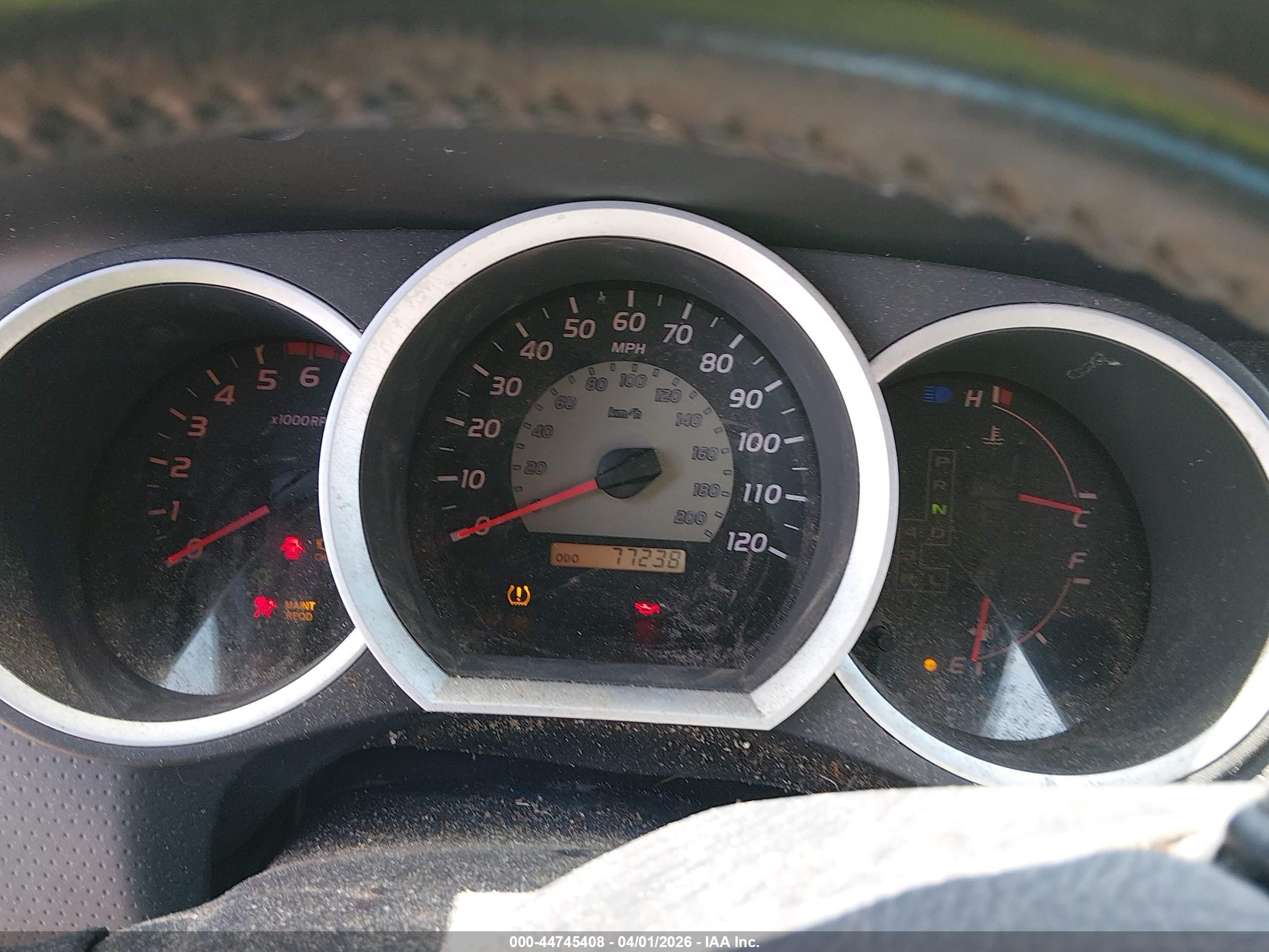 2011 Toyota Tacoma Prerunner V6 Коричневый vin: 5TFTU4GN0BX006160