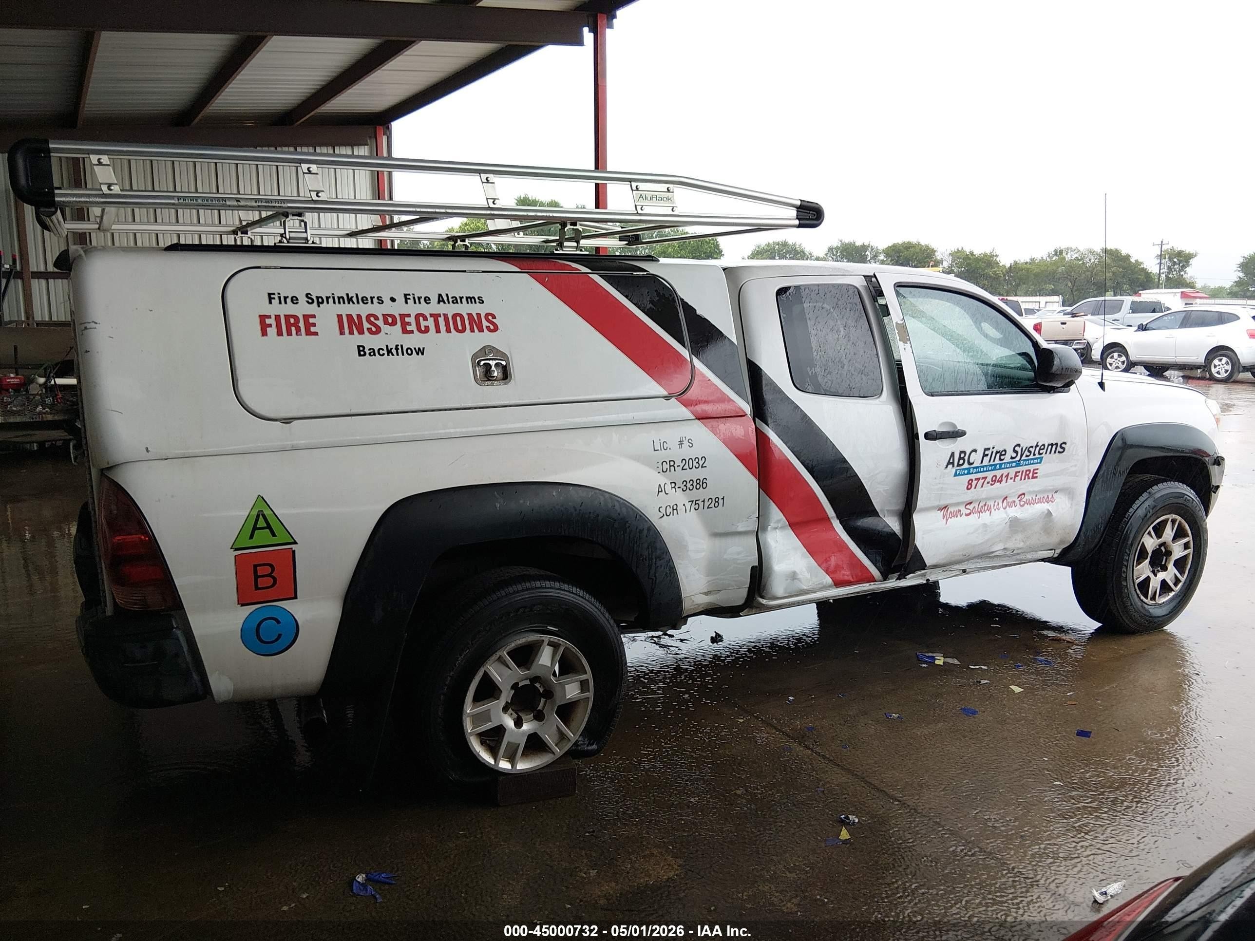 2013 Toyota Tacoma Prerunner V6 White vin: 5TFTU4GN0DX029232