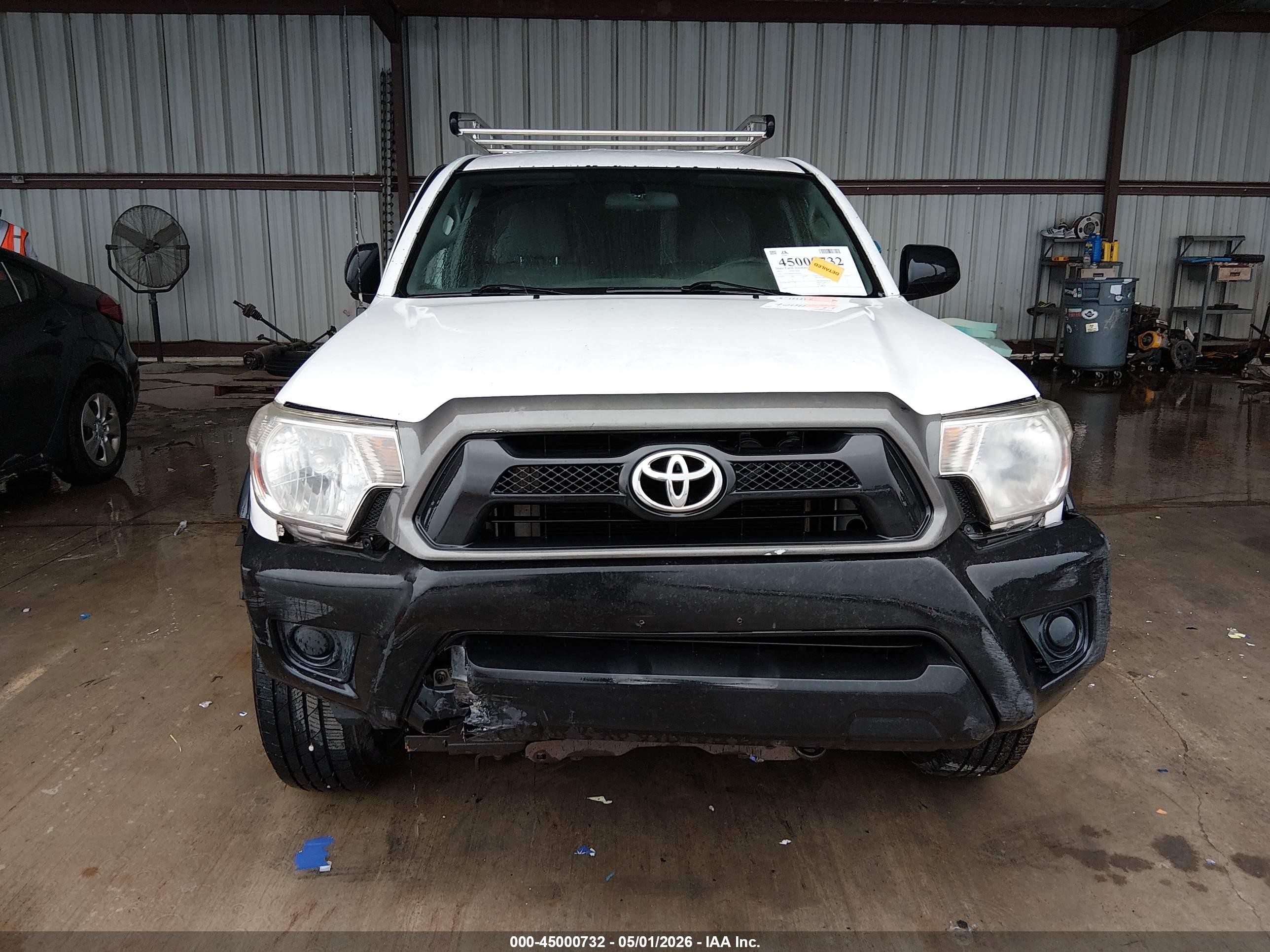 2013 Toyota Tacoma Prerunner V6 White vin: 5TFTU4GN0DX029232