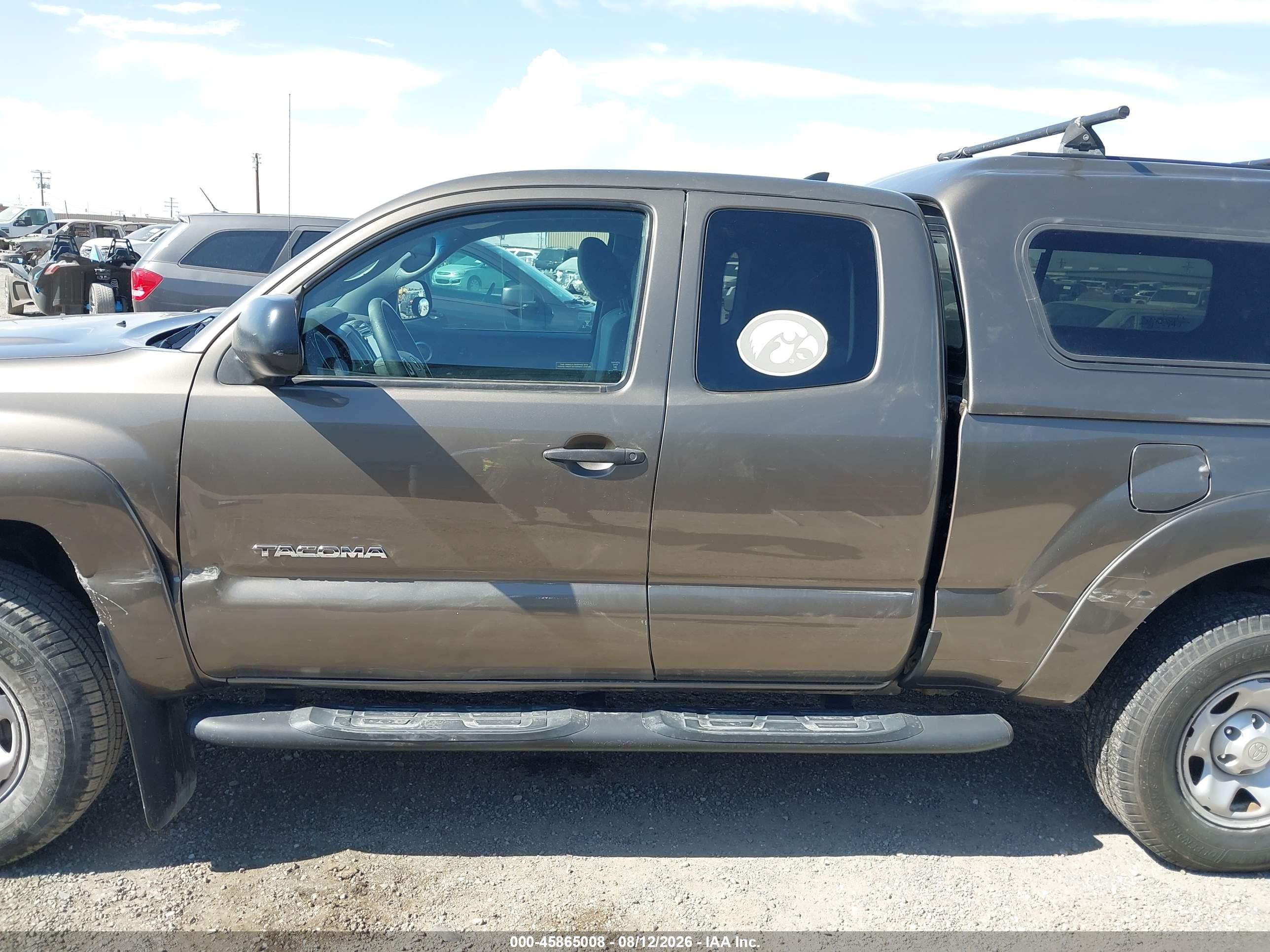 2015 Toyota Tacoma Prerunner V6 Dark Brown vin: 5TFTU4GN0FX072178