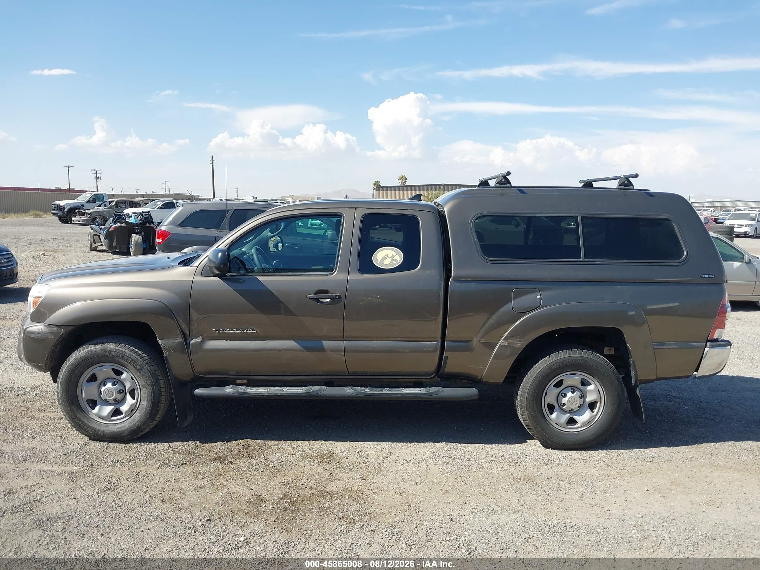 2015 Toyota Tacoma Prerunner V6 Dark Brown vin: 5TFTU4GN0FX072178