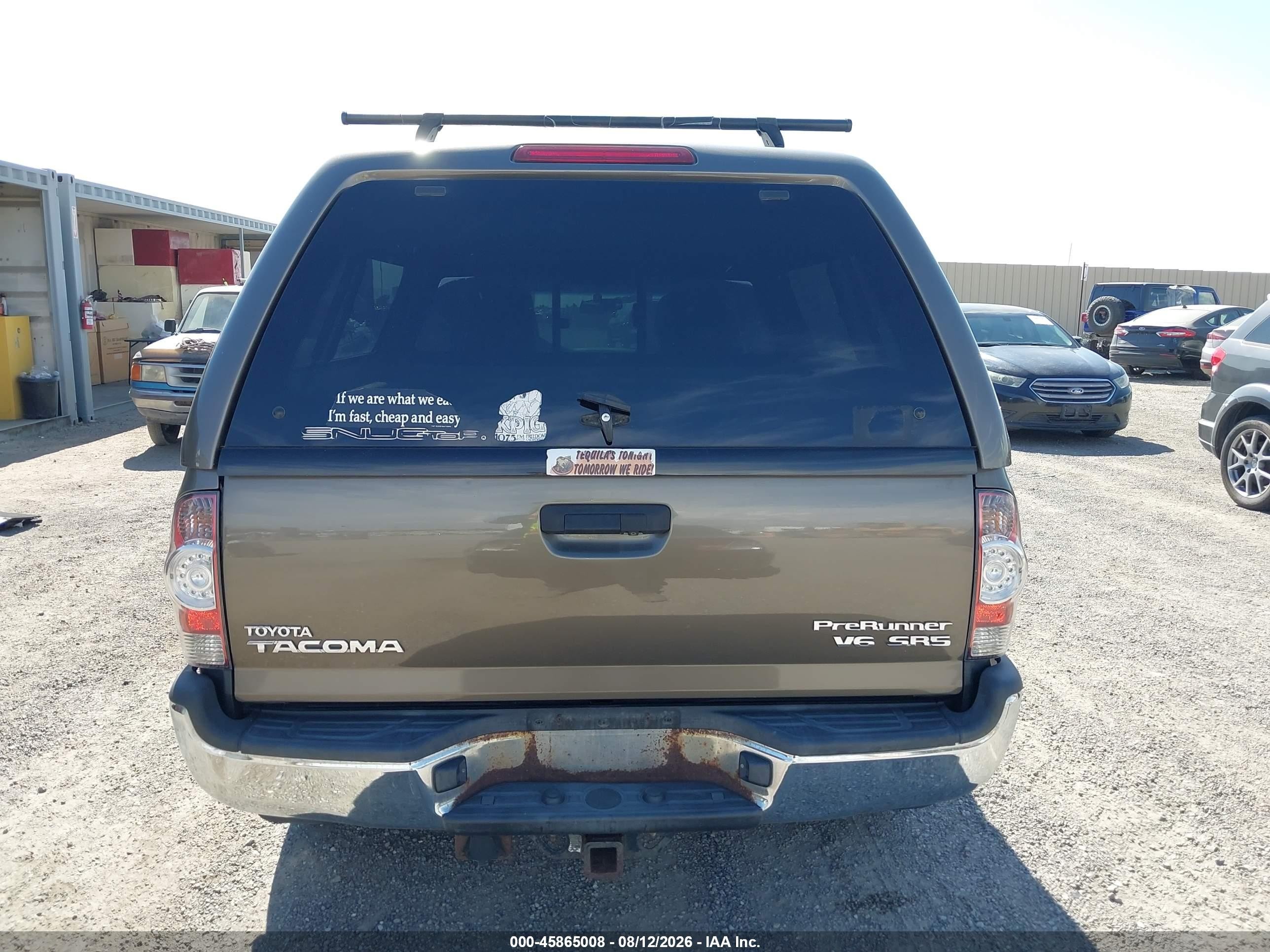 2015 Toyota Tacoma Prerunner V6 Dark Brown vin: 5TFTU4GN0FX072178