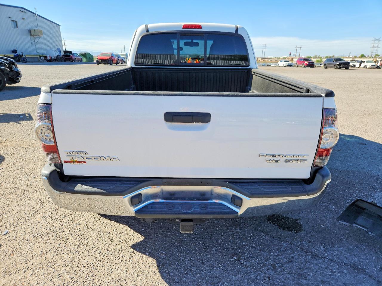 2013 Toyota Tacoma Prerunner V6 White vin: 5TFTU4GN3DX040323