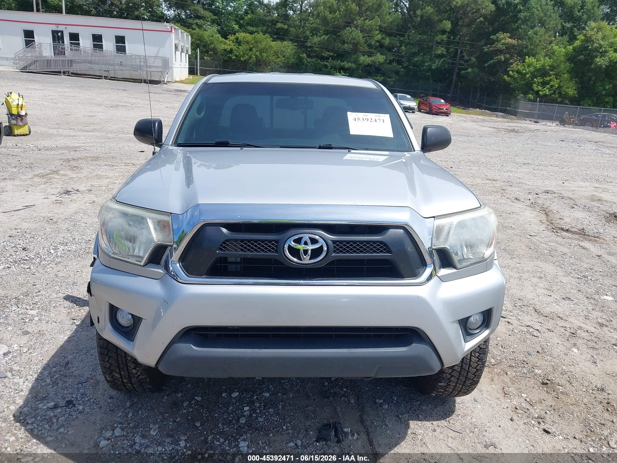 2013 Toyota Tacoma Prerunner V6 Silver vin: 5TFTU4GN4DX031758