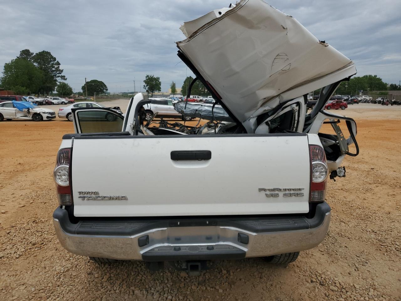 2013 Toyota Tacoma Prerunner Access Cab Белый vin: 5TFTU4GN5DX048312