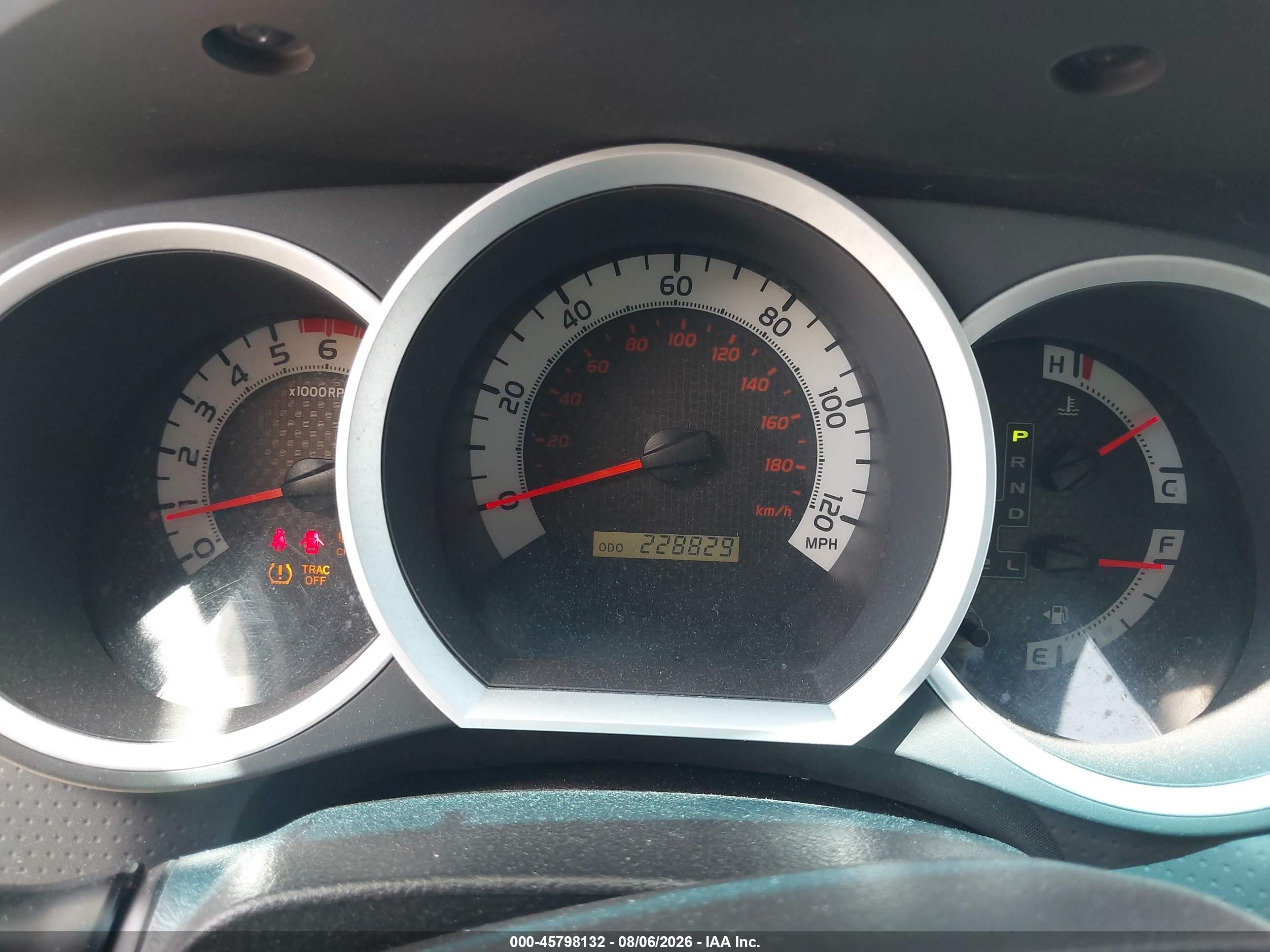 2015 Toyota Tacoma Prerunner V6 White vin: 5TFTU4GN5FX075271