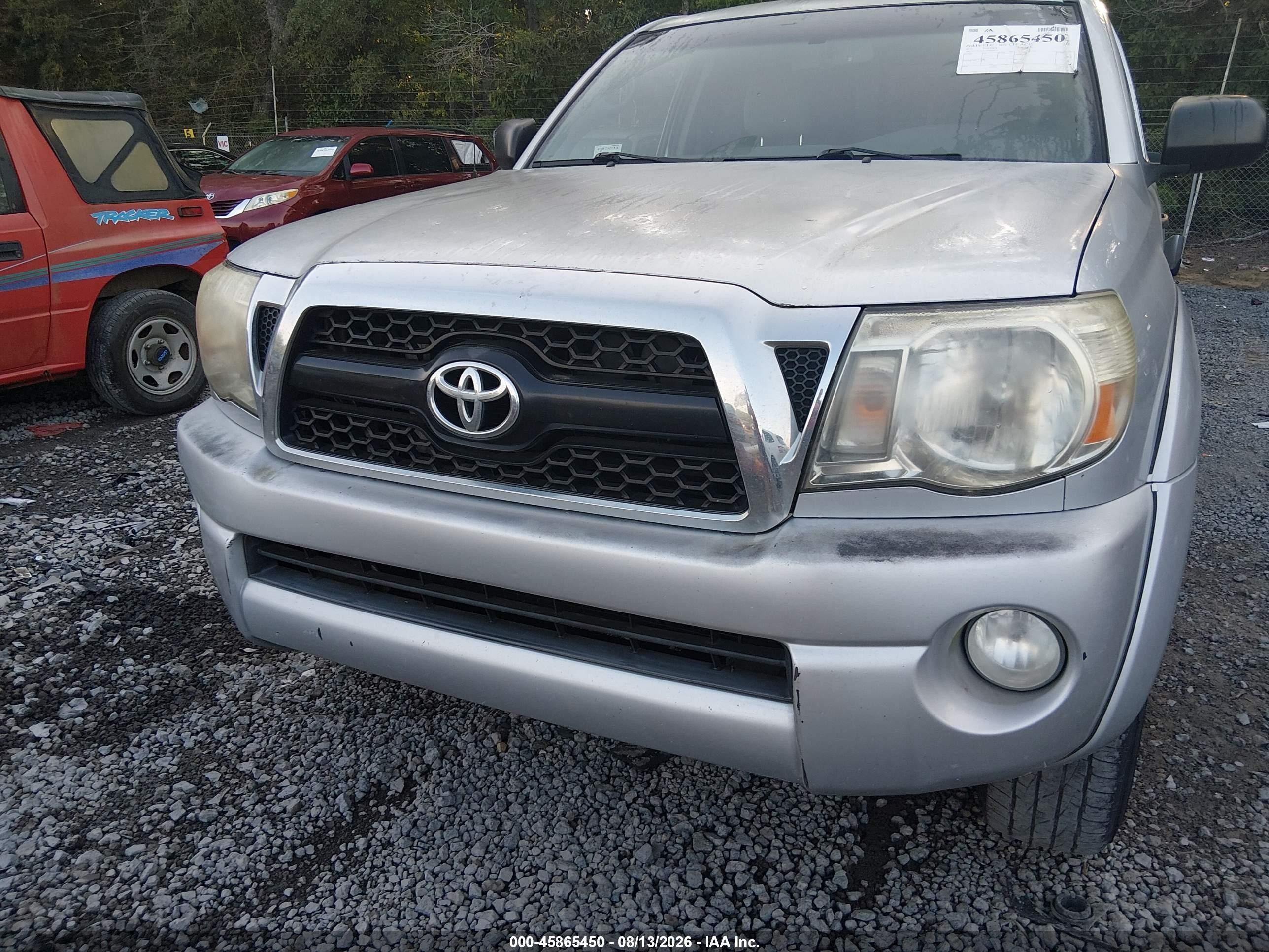2011 Toyota Tacoma Prerunner V6 Silver vin: 5TFTU4GN7BX009671