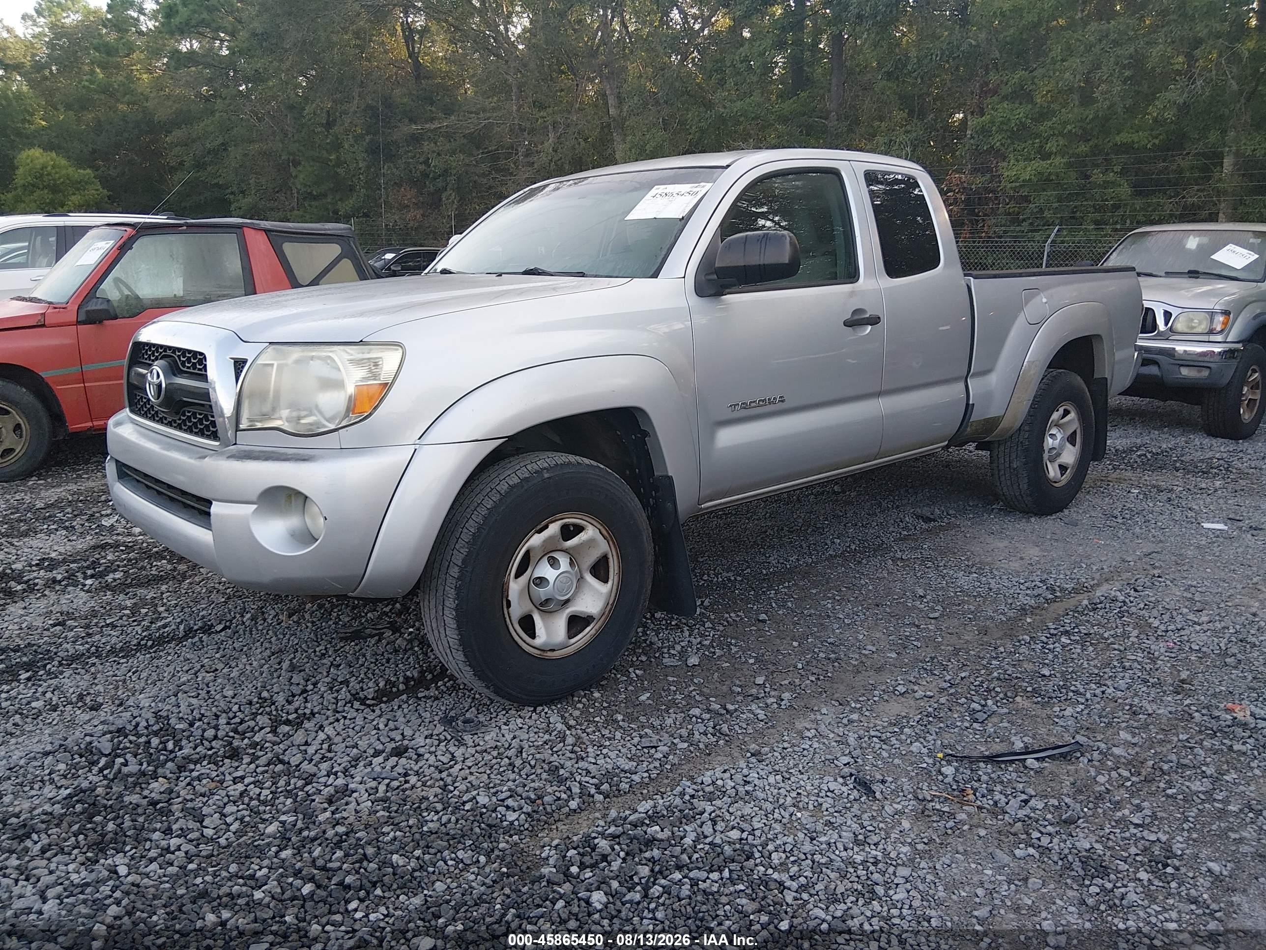 2011 Toyota Tacoma Prerunner V6 Silver vin: 5TFTU4GN7BX009671
