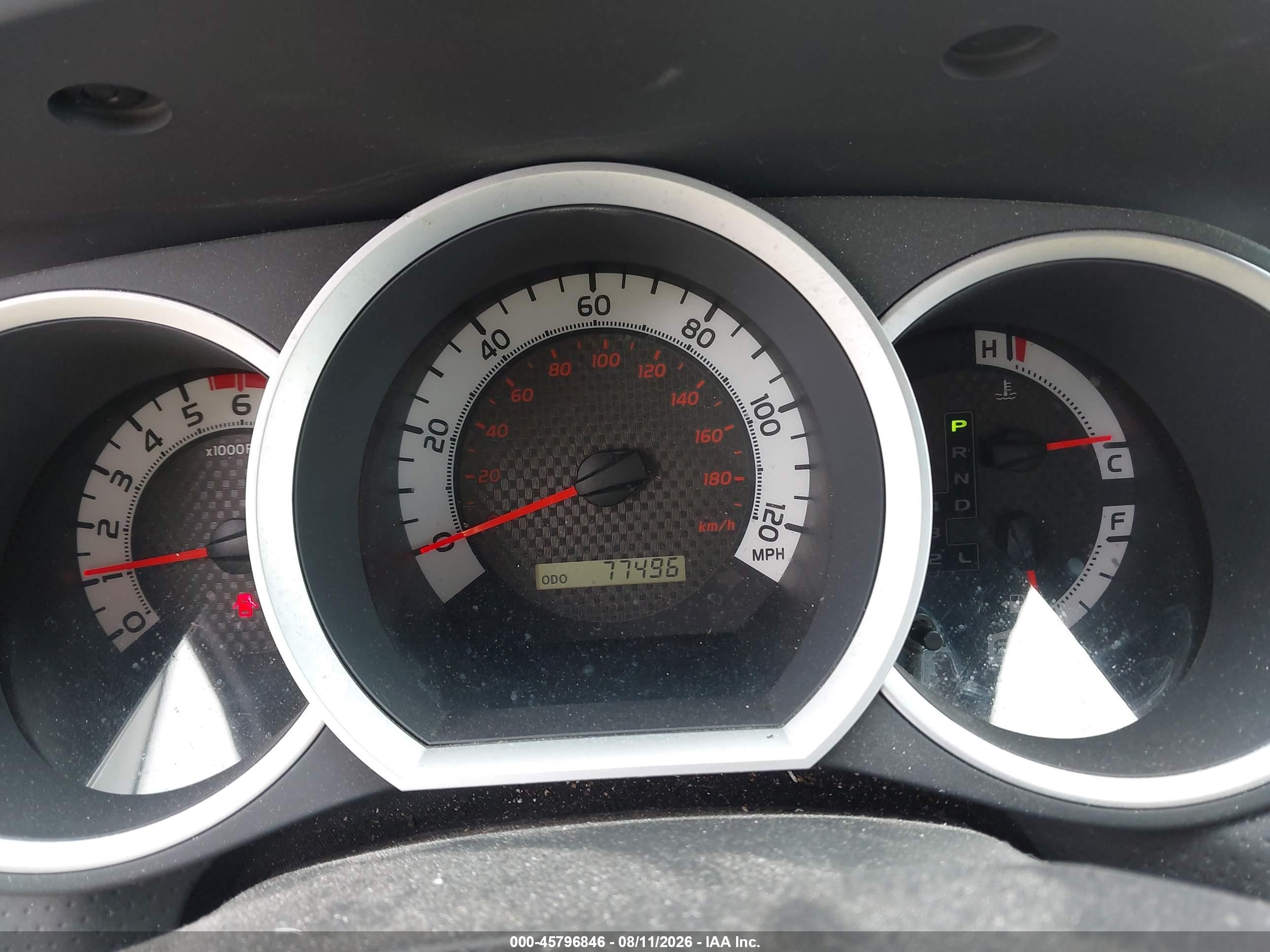 2011 Toyota Tacoma Prerunner V6 Серебряный vin: 5TFTU4GN7BX011419