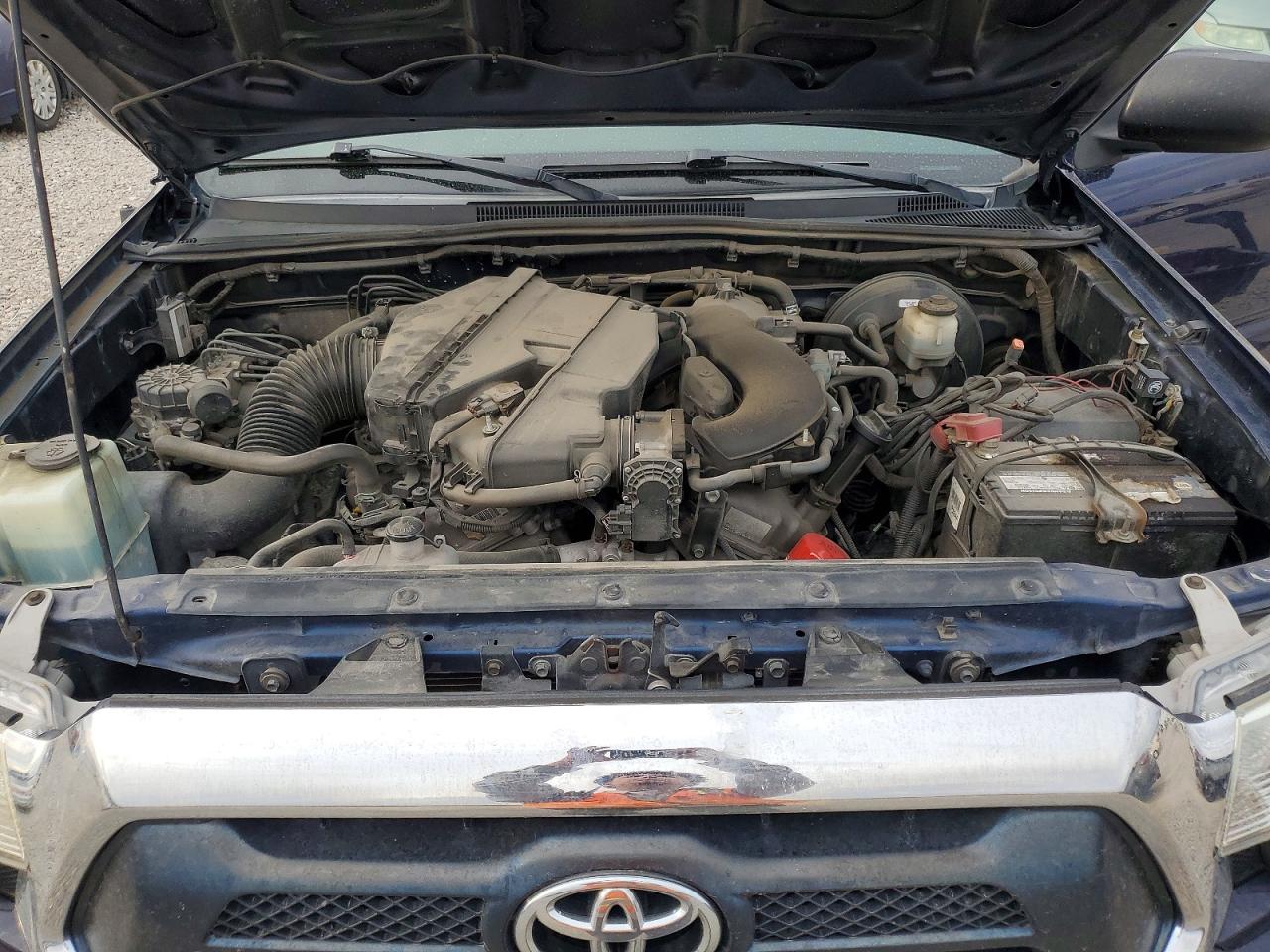 2013 Toyota Tacoma Prerunner Access Cab Blue vin: 5TFTU4GN7DX031494