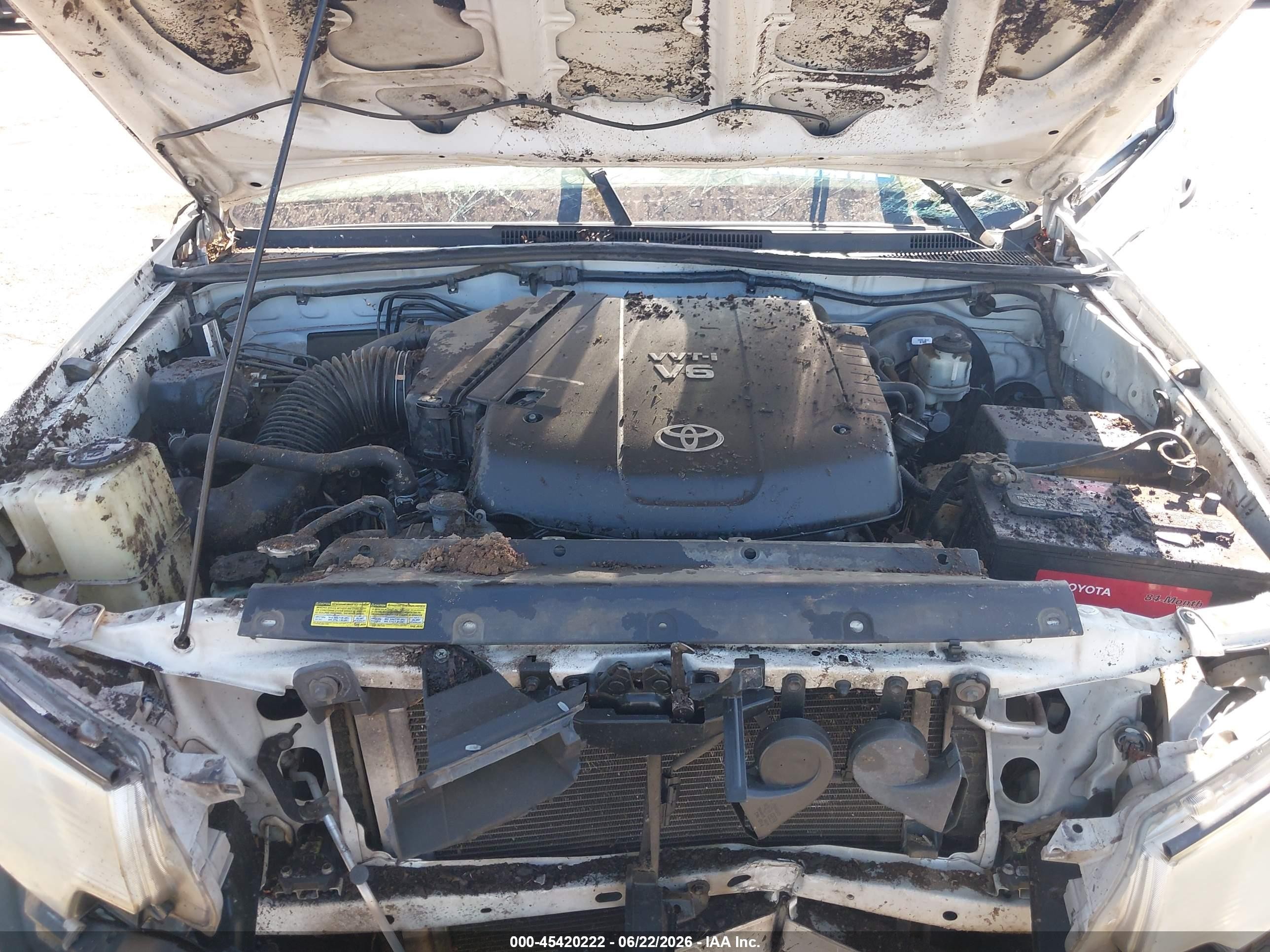 2013 Toyota Tacoma Prerunner V6 White vin: 5TFTU4GN7DX040647