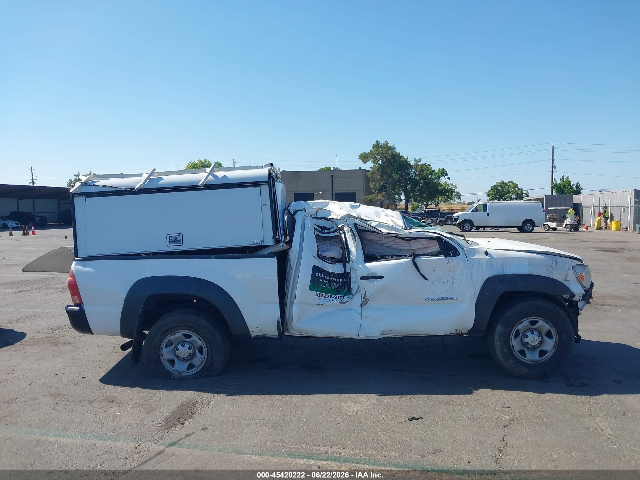 2013 Toyota Tacoma Prerunner V6 White vin: 5TFTU4GN7DX040647