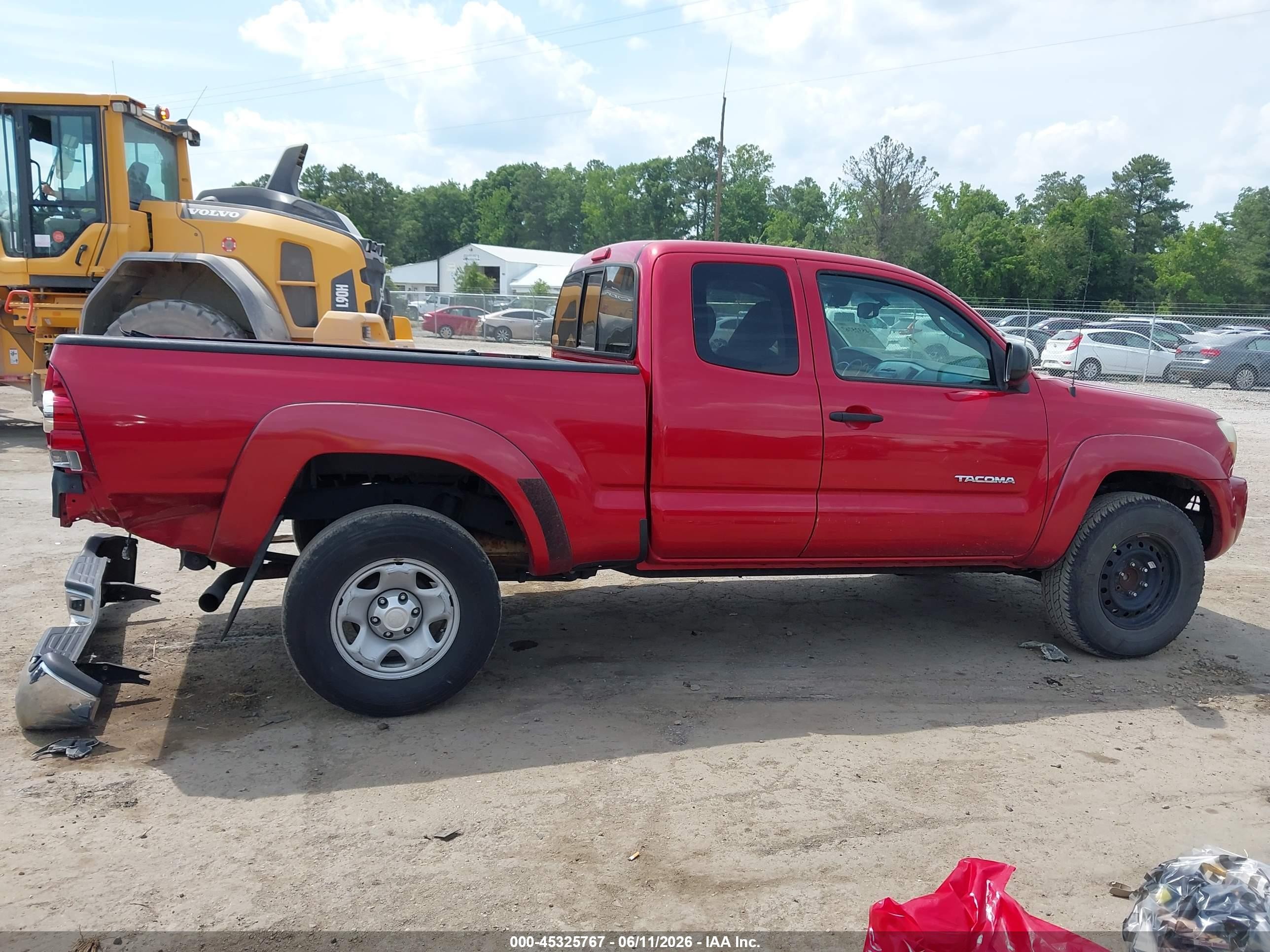 2011 Toyota Tacoma Prerunner V6 Red vin: 5TFTU4GN9BX010997