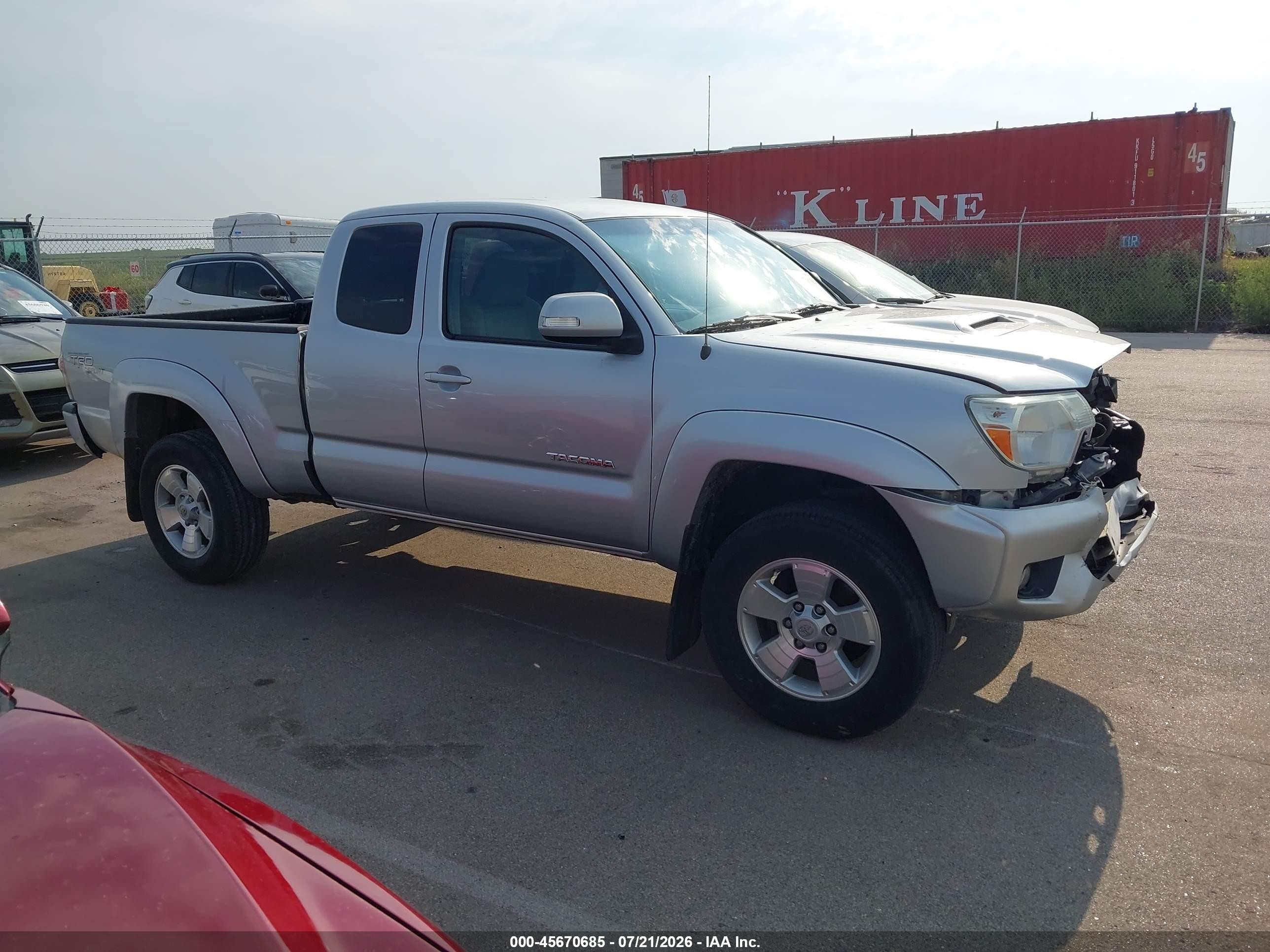 2013 Toyota Tacoma Prerunner V6 Серебряный vin: 5TFTU4GN9DX034123
