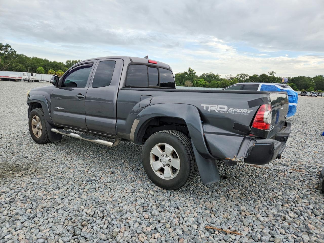 2015 Toyota Tacoma Prerunner Access Cab Gray vin: 5TFTU4GN9FX067951