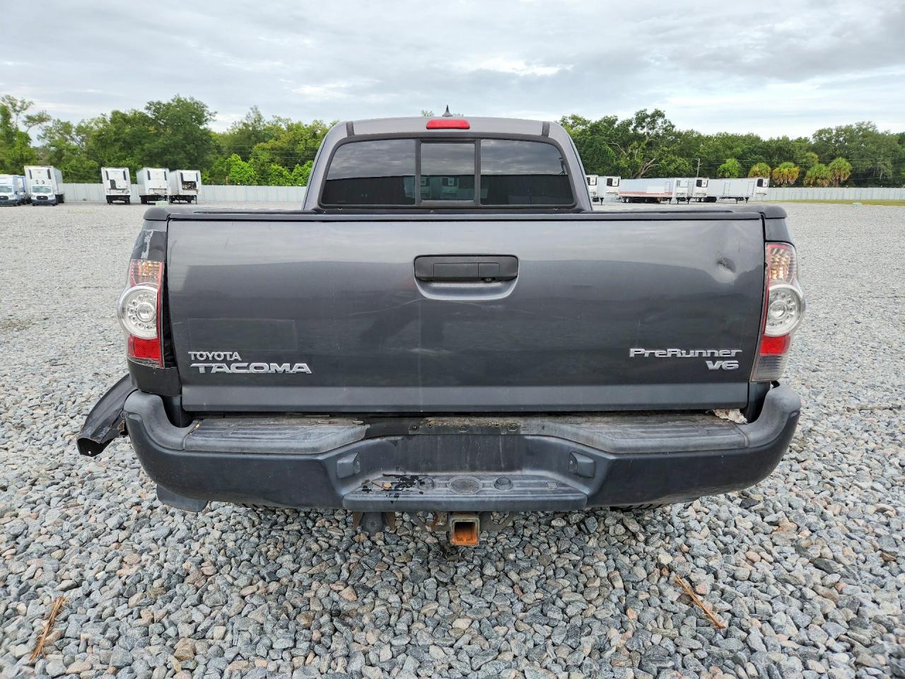 2015 Toyota Tacoma Prerunner Access Cab Gray vin: 5TFTU4GN9FX067951