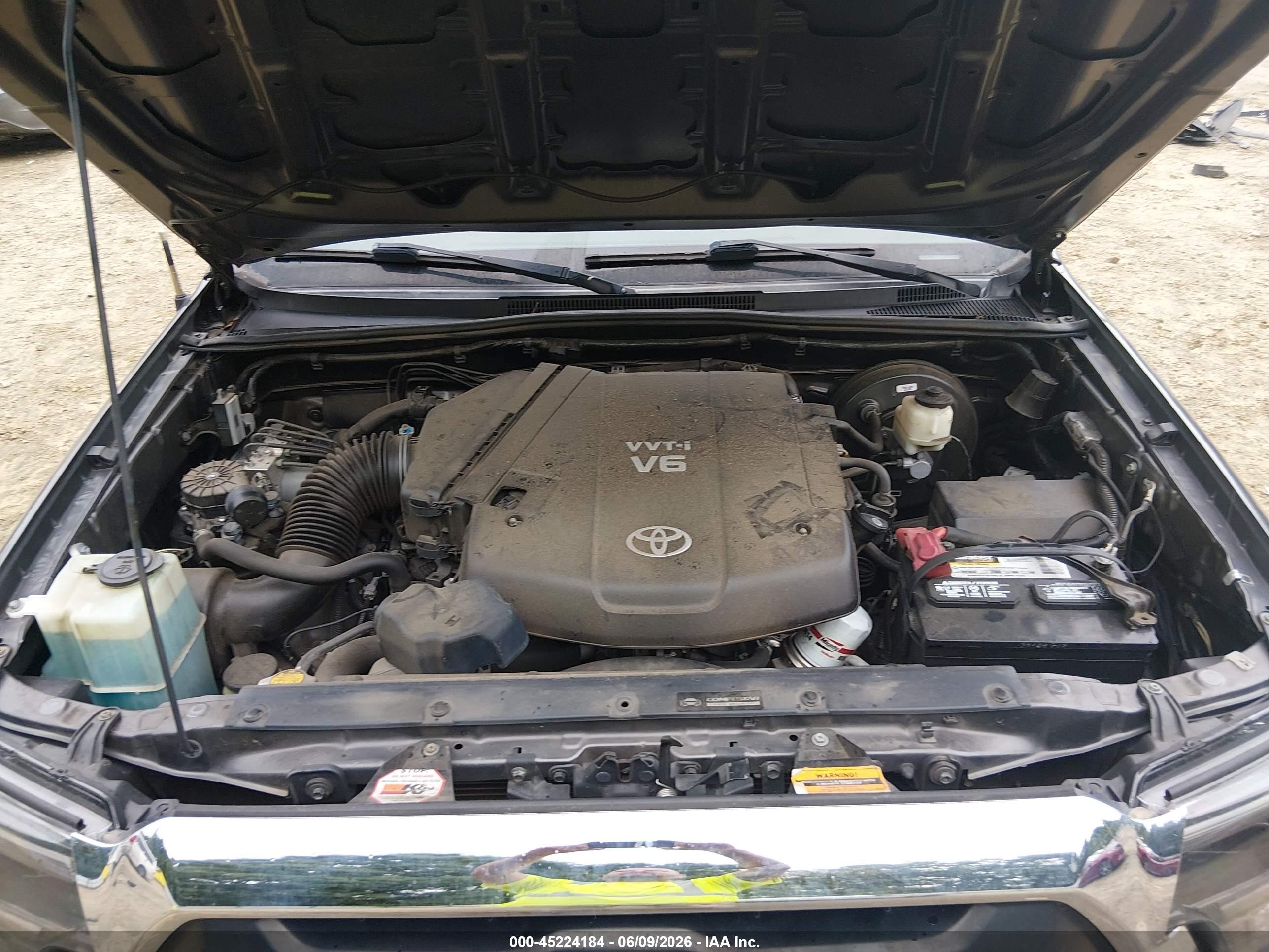 2013 Toyota Tacoma Prerunner V6 Gray vin: 5TFTU4GNXDX045194